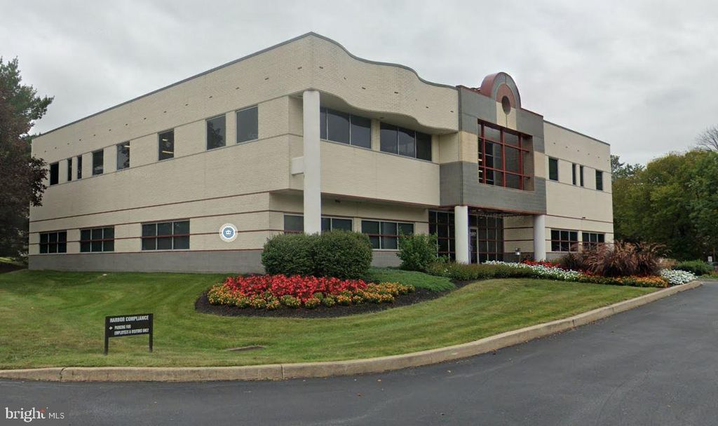 Photo of 1830 Colonial Village Ln #201, LANCASTER, PA 17601 (MLS # PALA2077074)