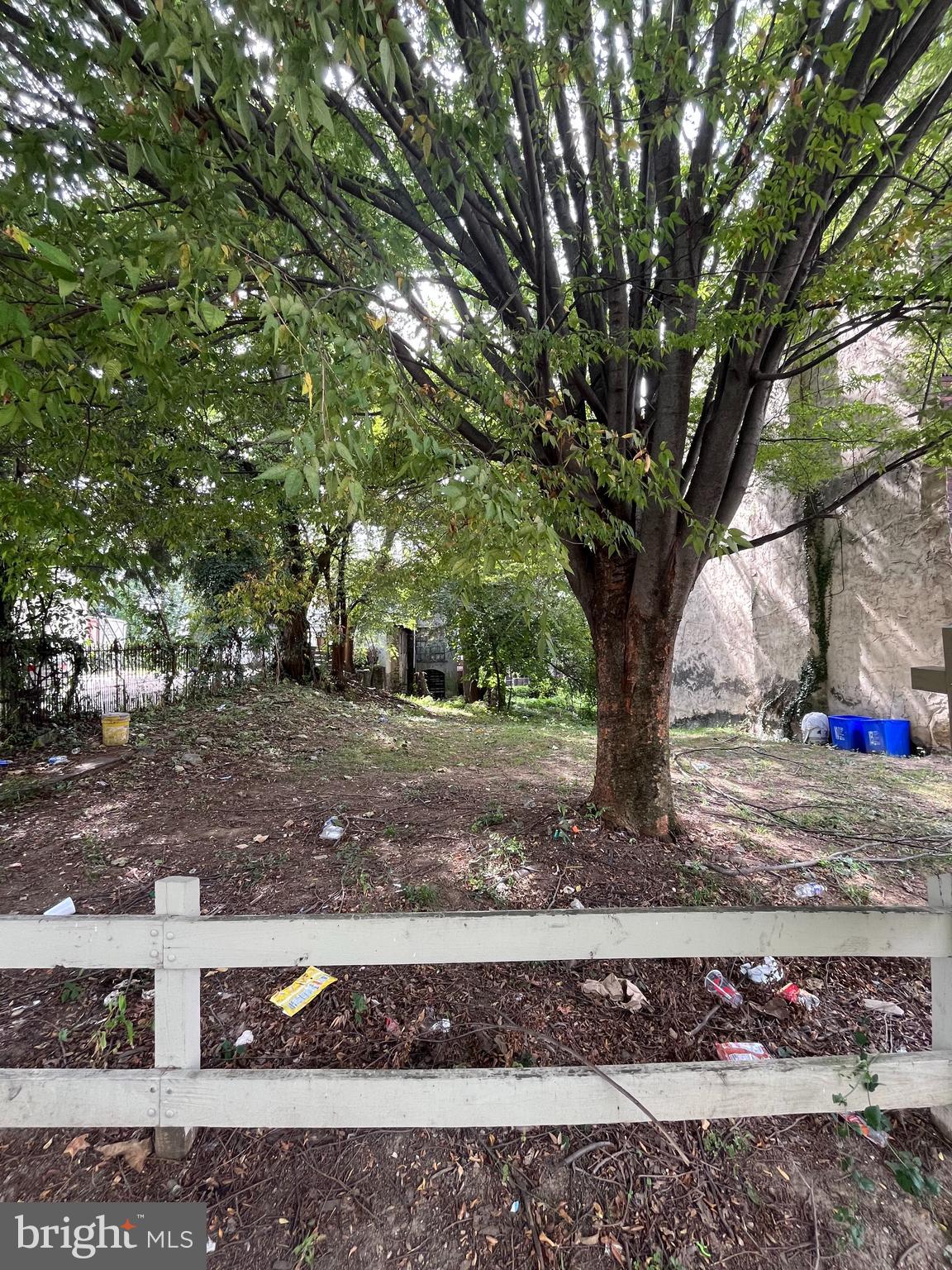 GERMANTOWN (SWEST) - Land