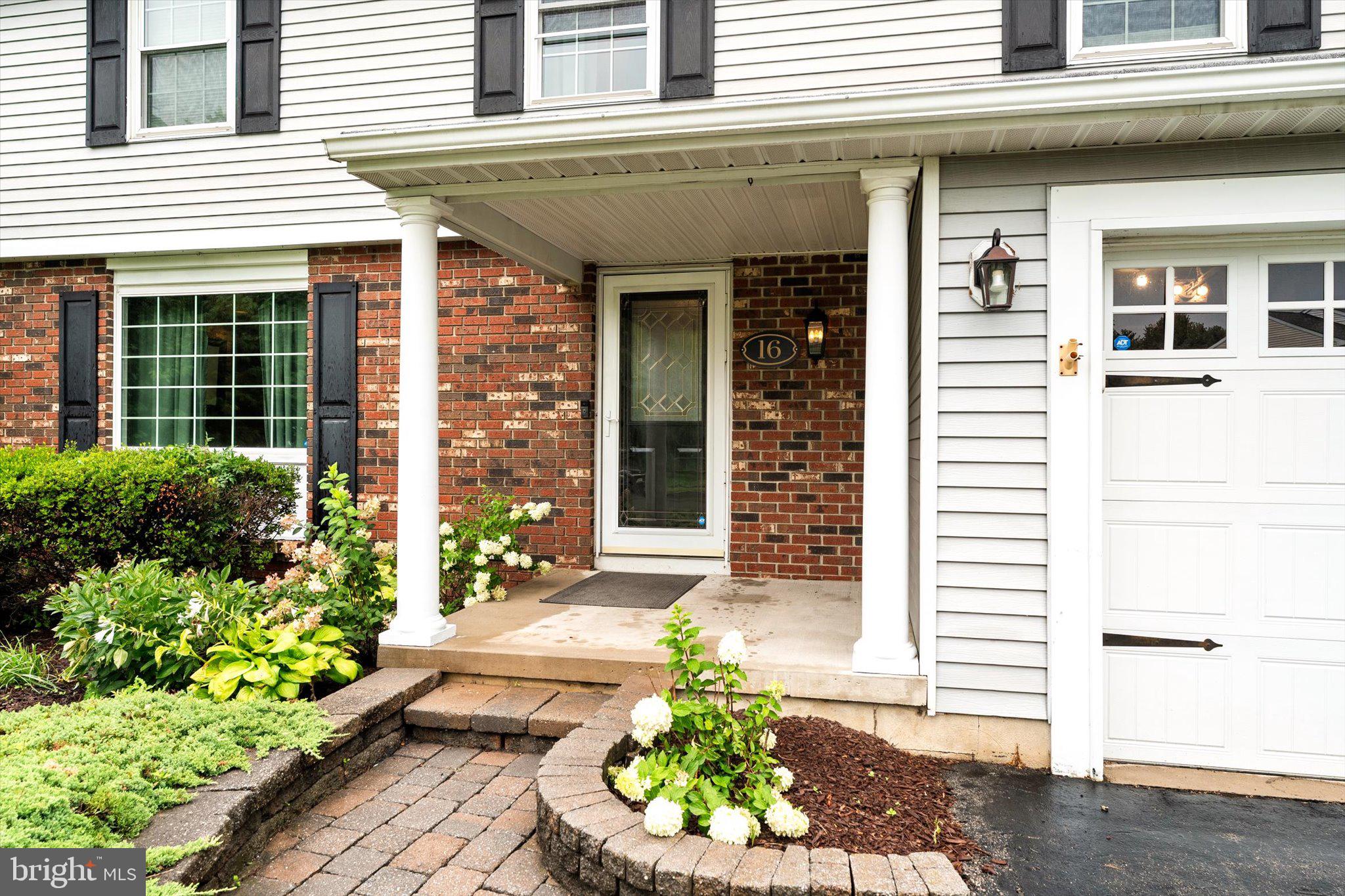 16 ROSS RD