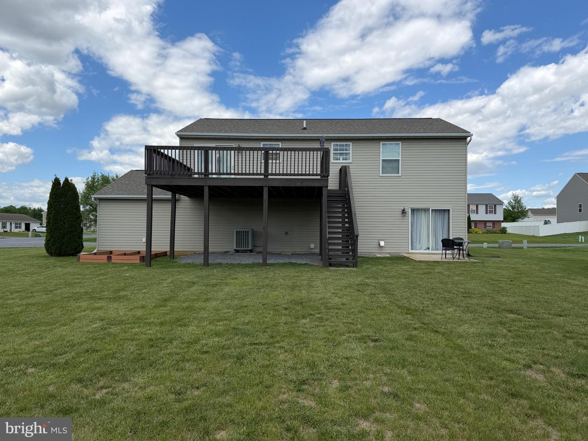 NOTTINGHAM MEADOWS - Residential