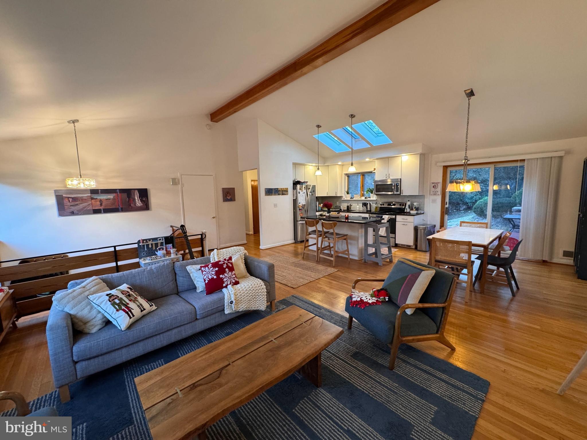 6313 WALHONDING ROAD