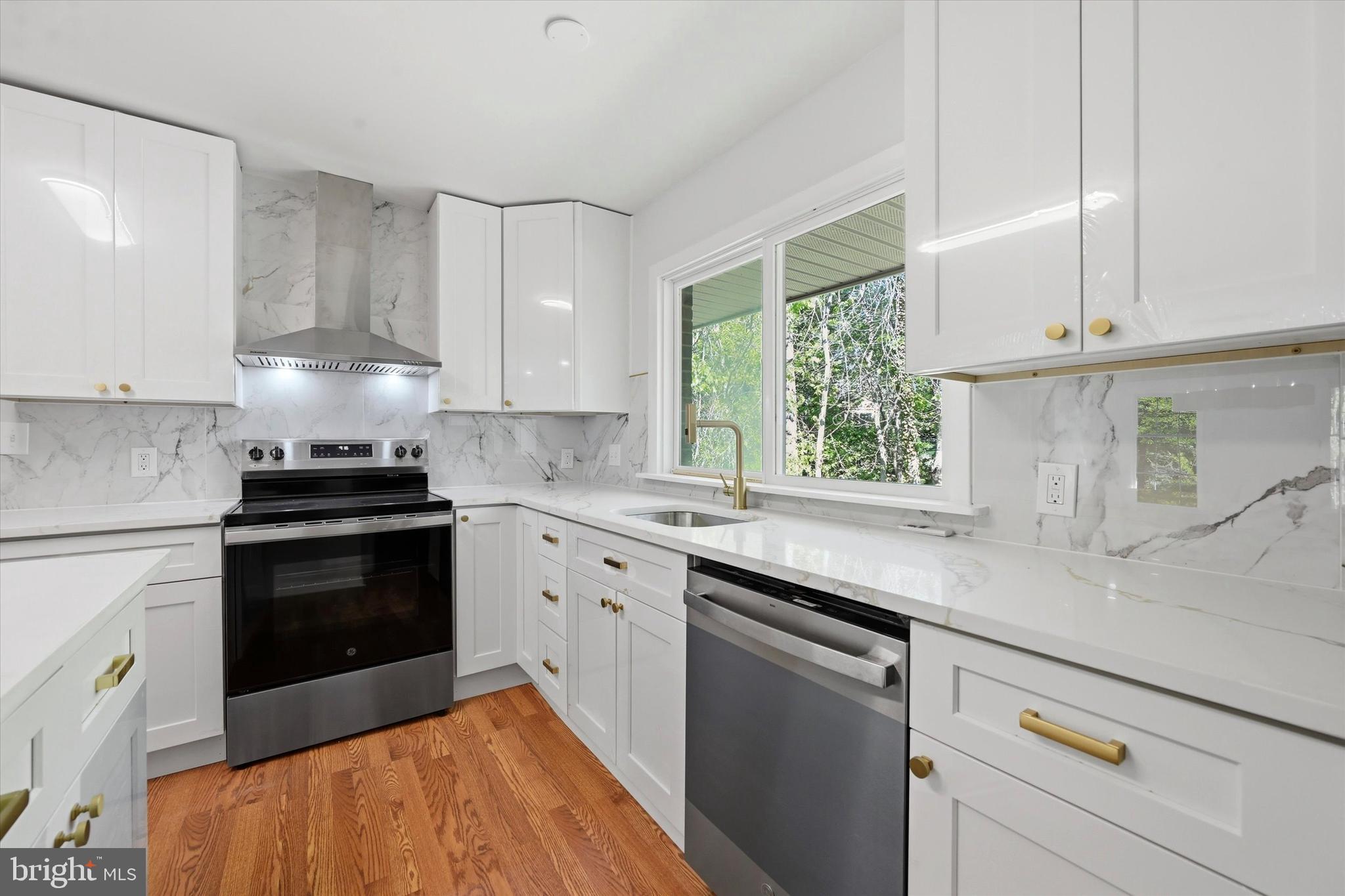 CARRCROFT - Residential