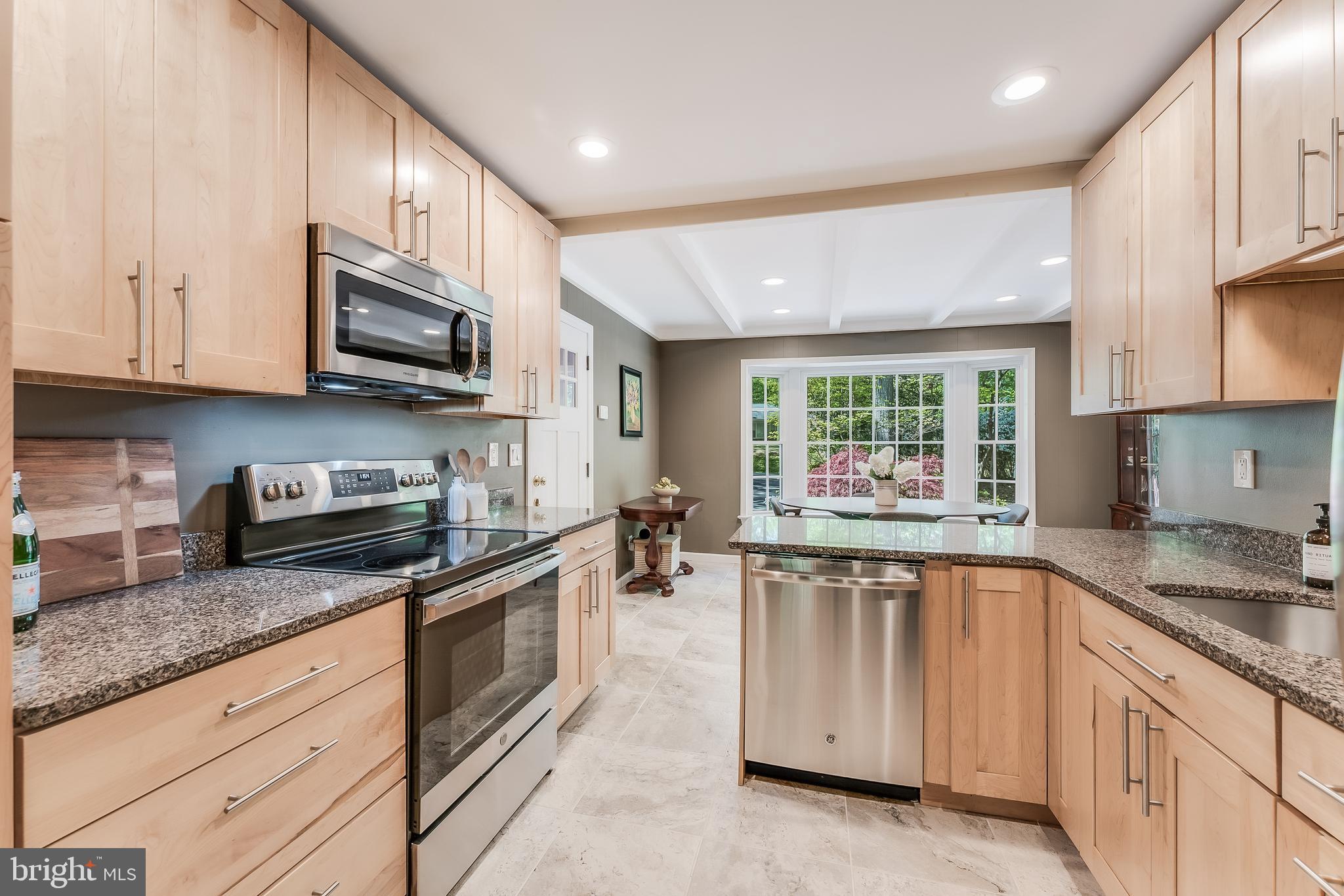 RESTON - Residential