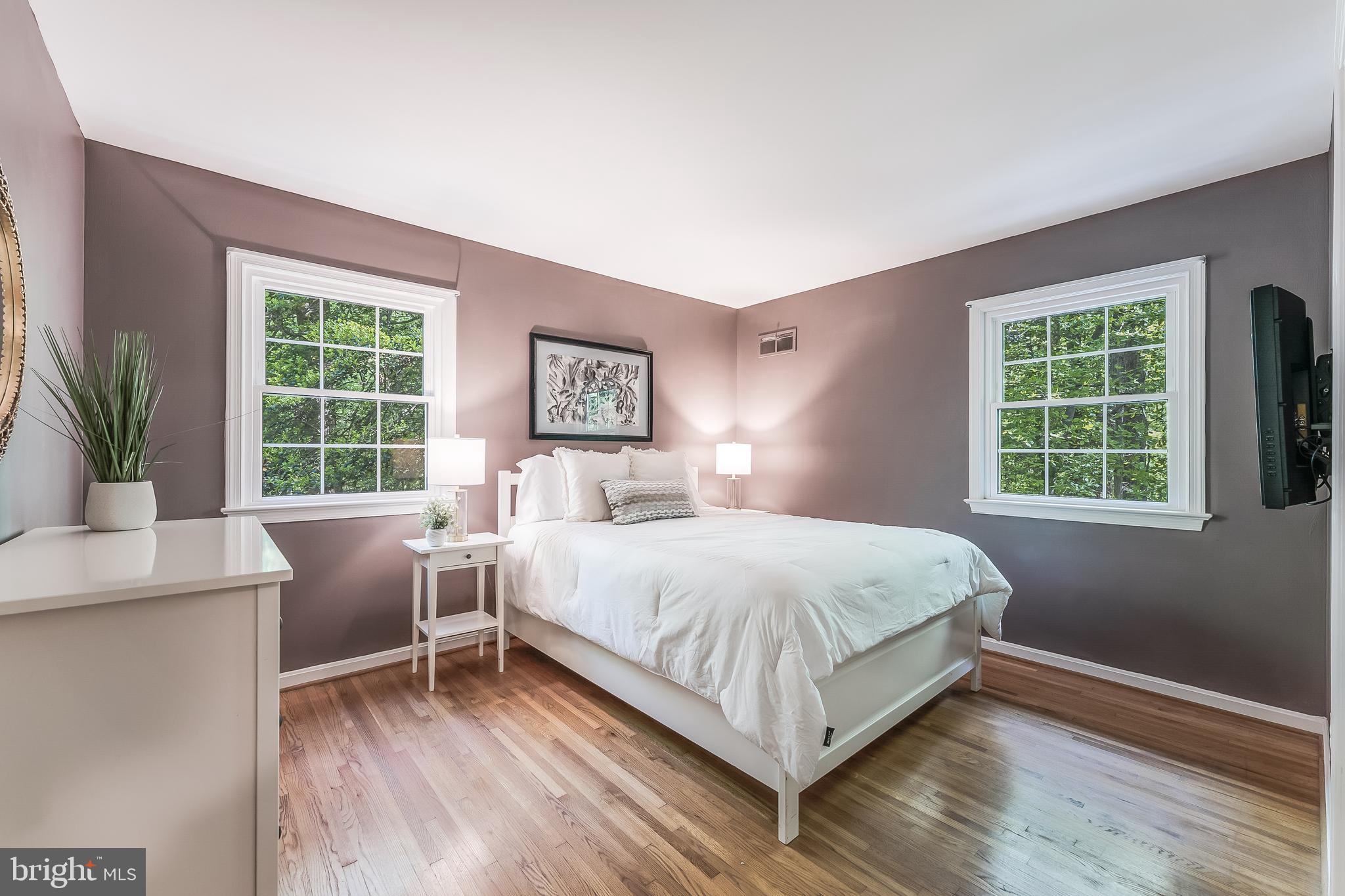 RESTON - Residential