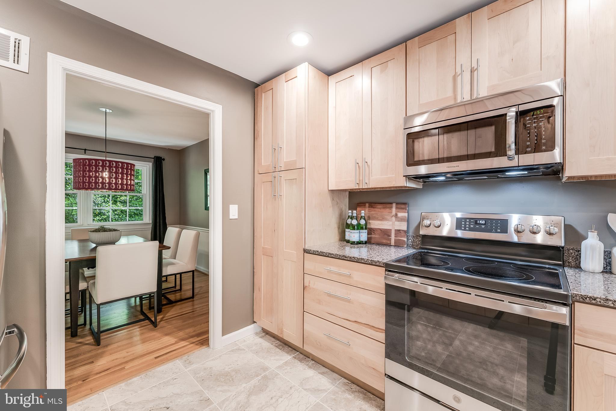 RESTON - Residential