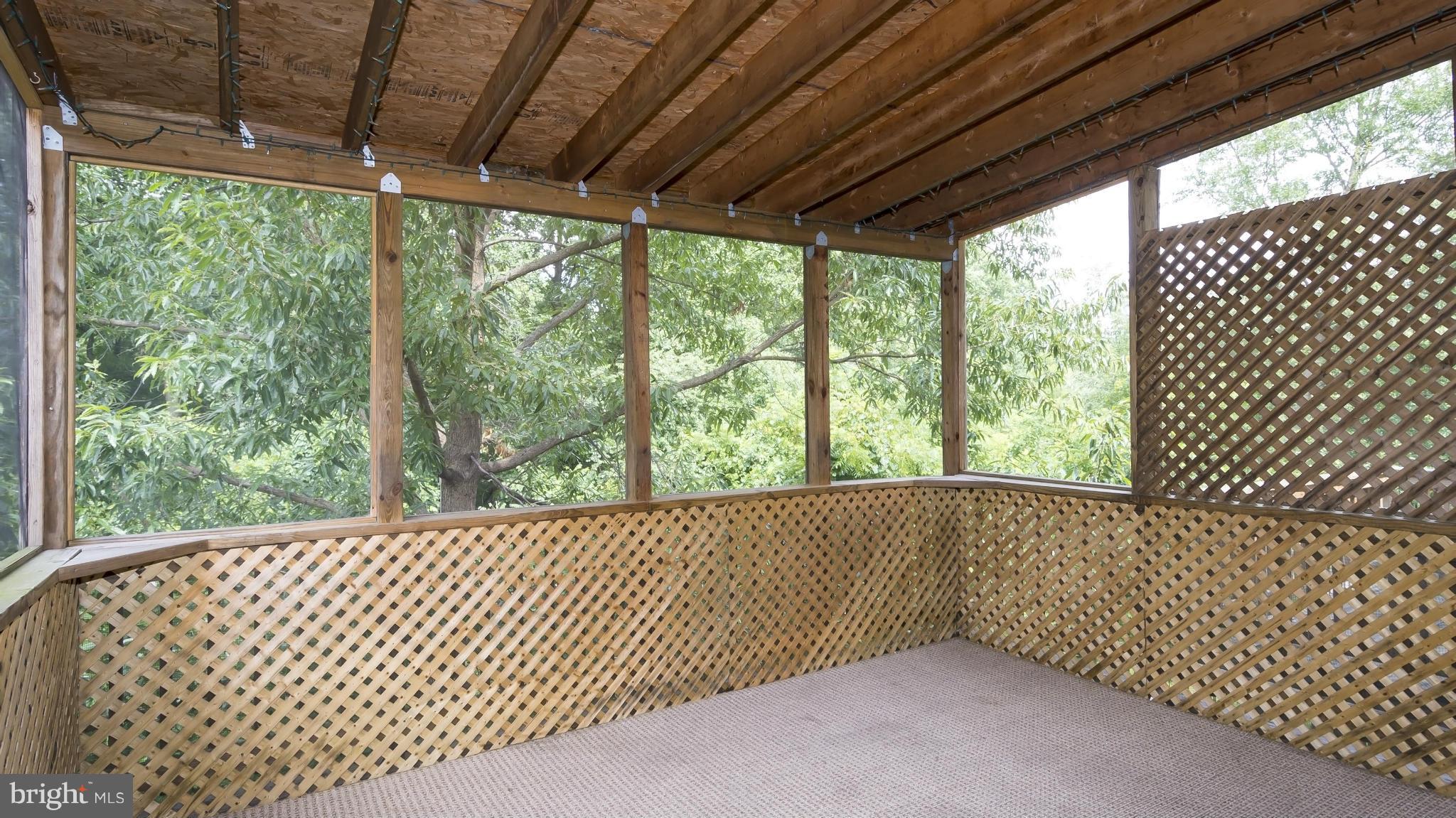 VILLAGE OF LONG REACH - Residential