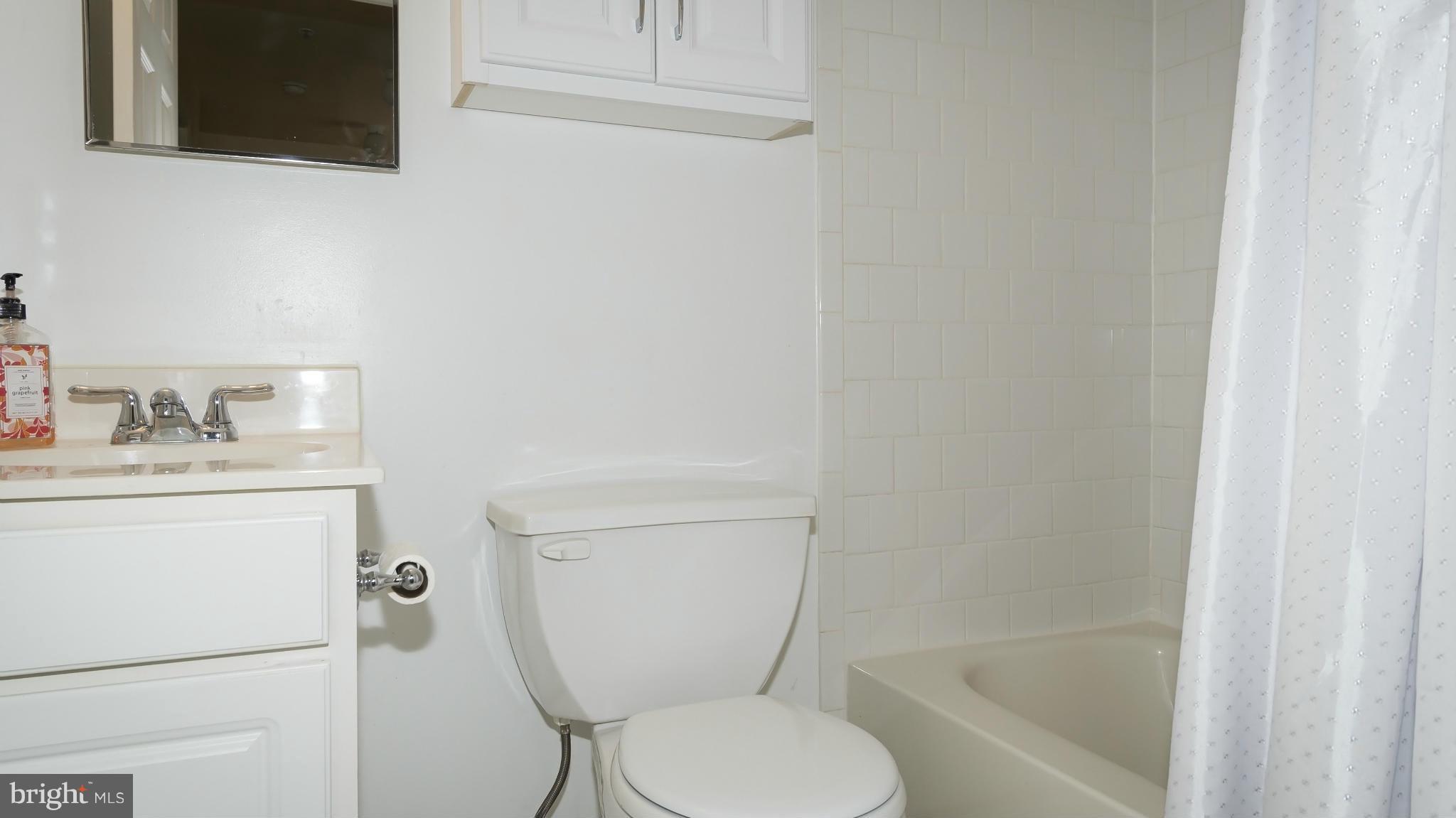 VILLAGE OF LONG REACH - Residential