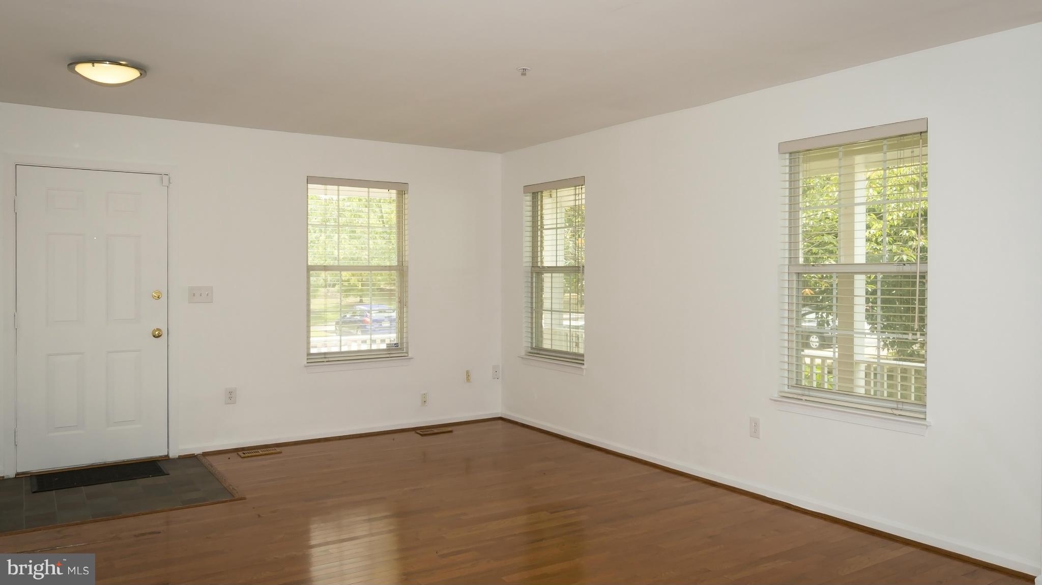 VILLAGE OF LONG REACH - Residential