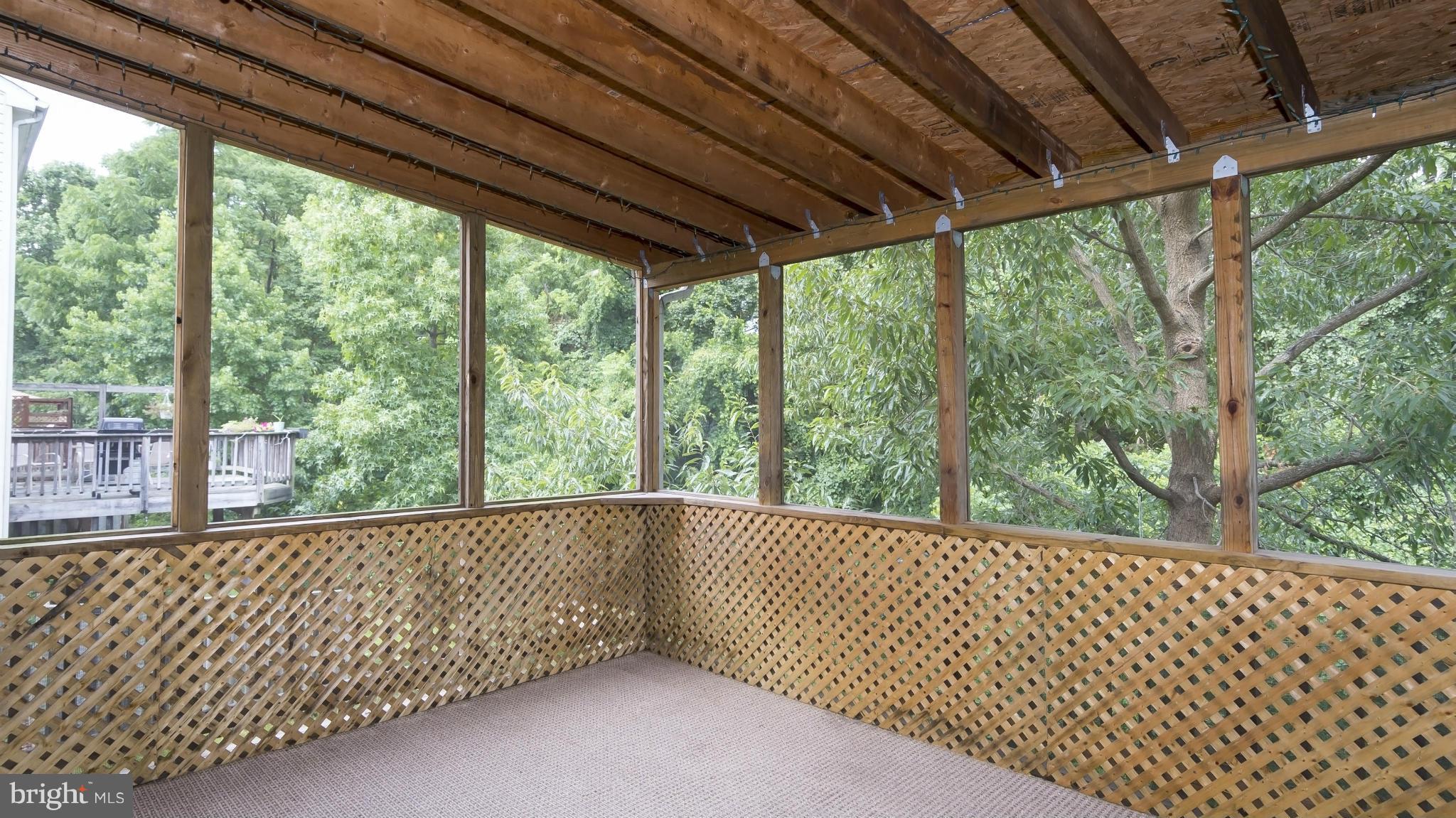 VILLAGE OF LONG REACH - Residential