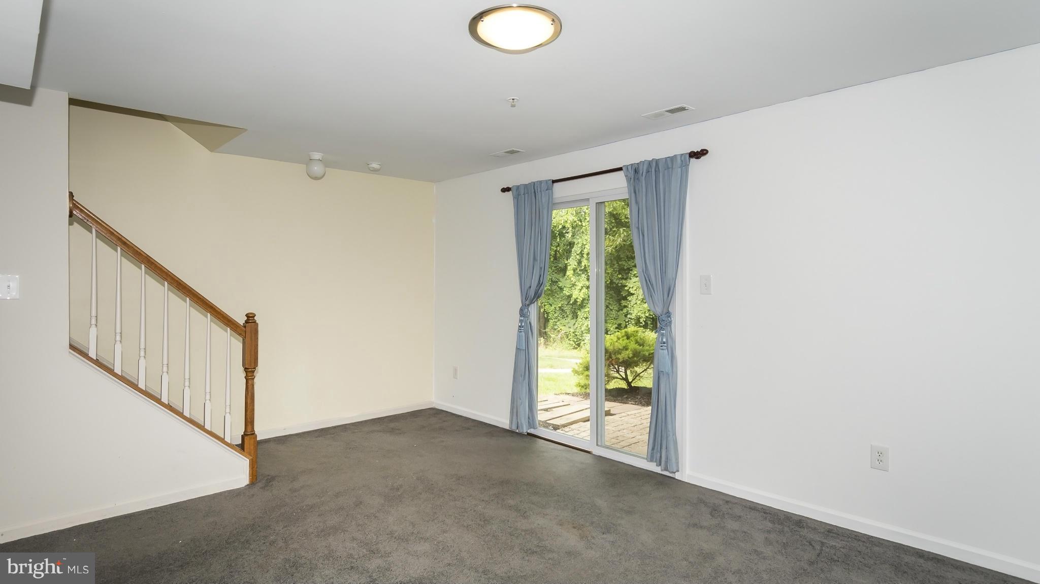 VILLAGE OF LONG REACH - Residential