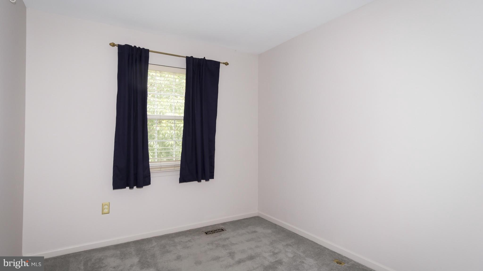 VILLAGE OF LONG REACH - Residential