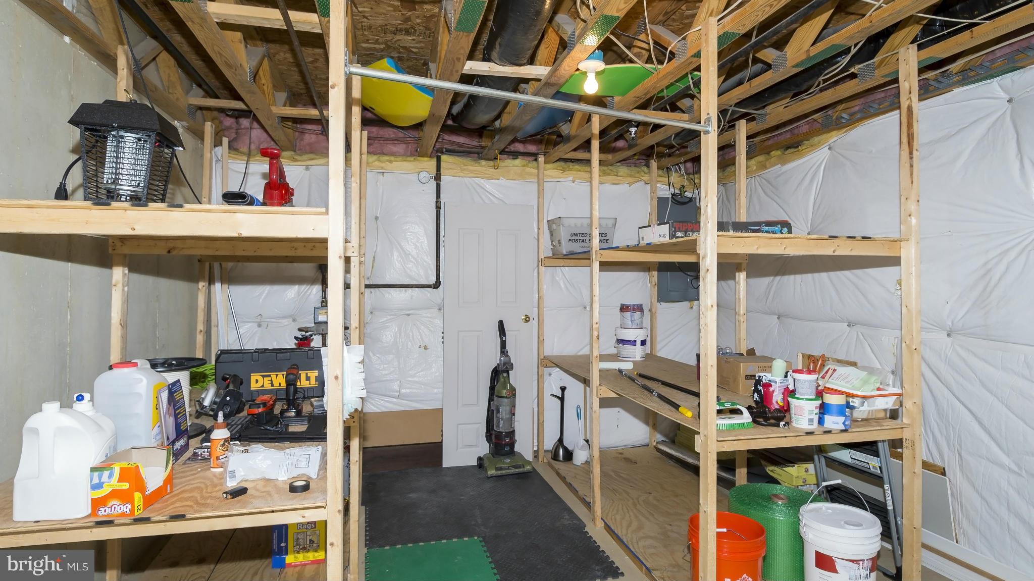 VILLAGE OF LONG REACH - Residential