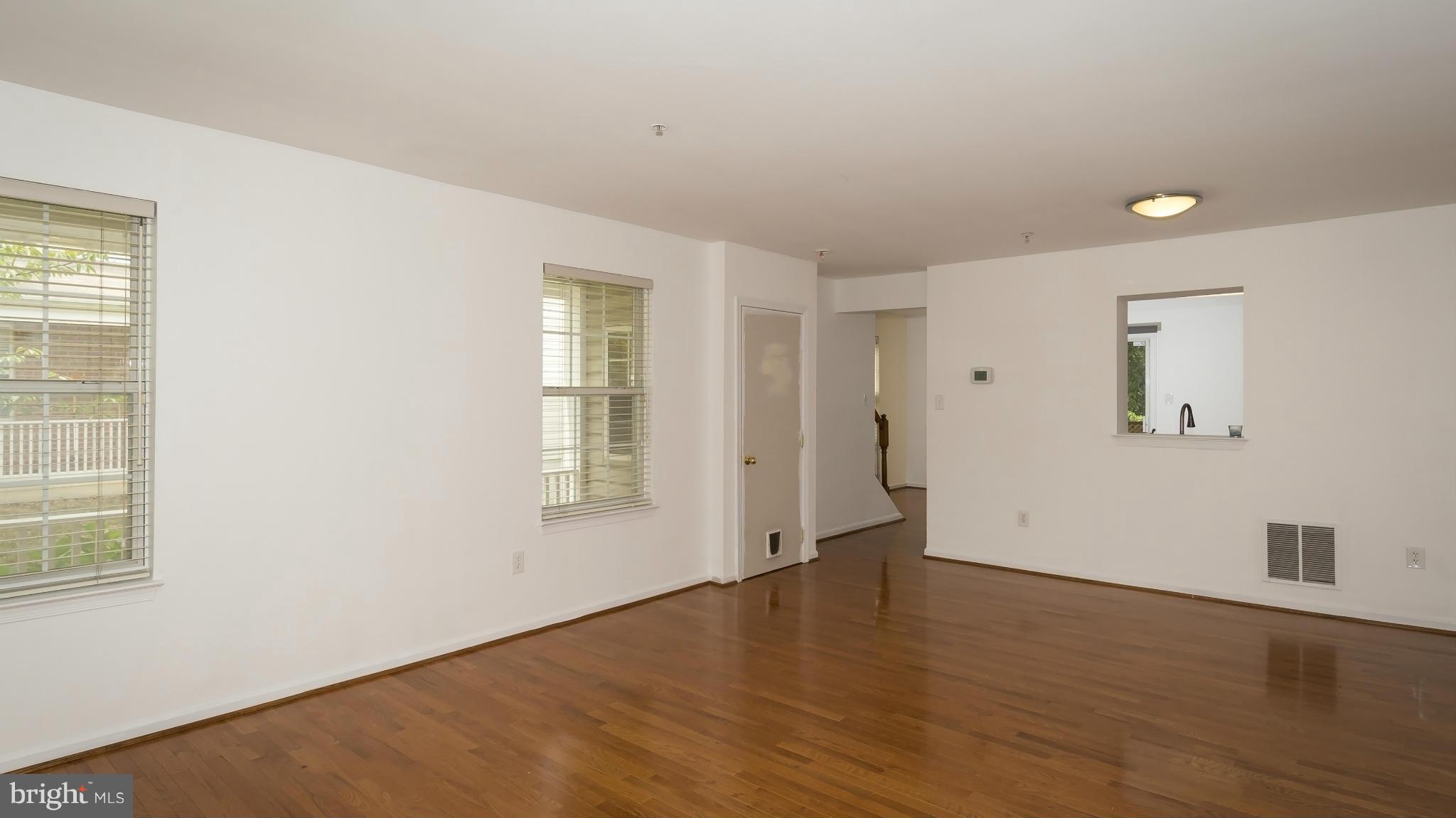 VILLAGE OF LONG REACH - Residential