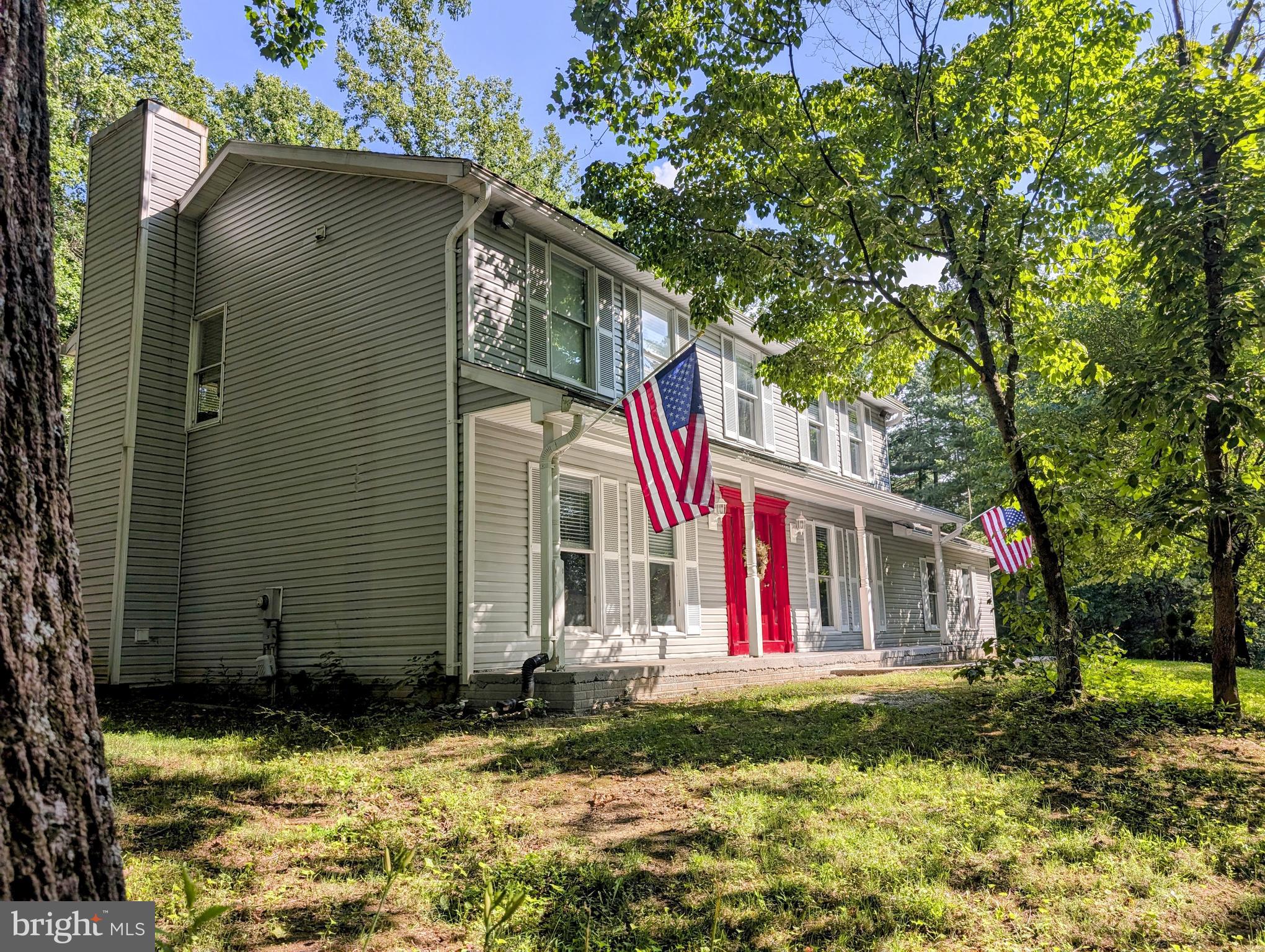 2782 RODERICK ROAD