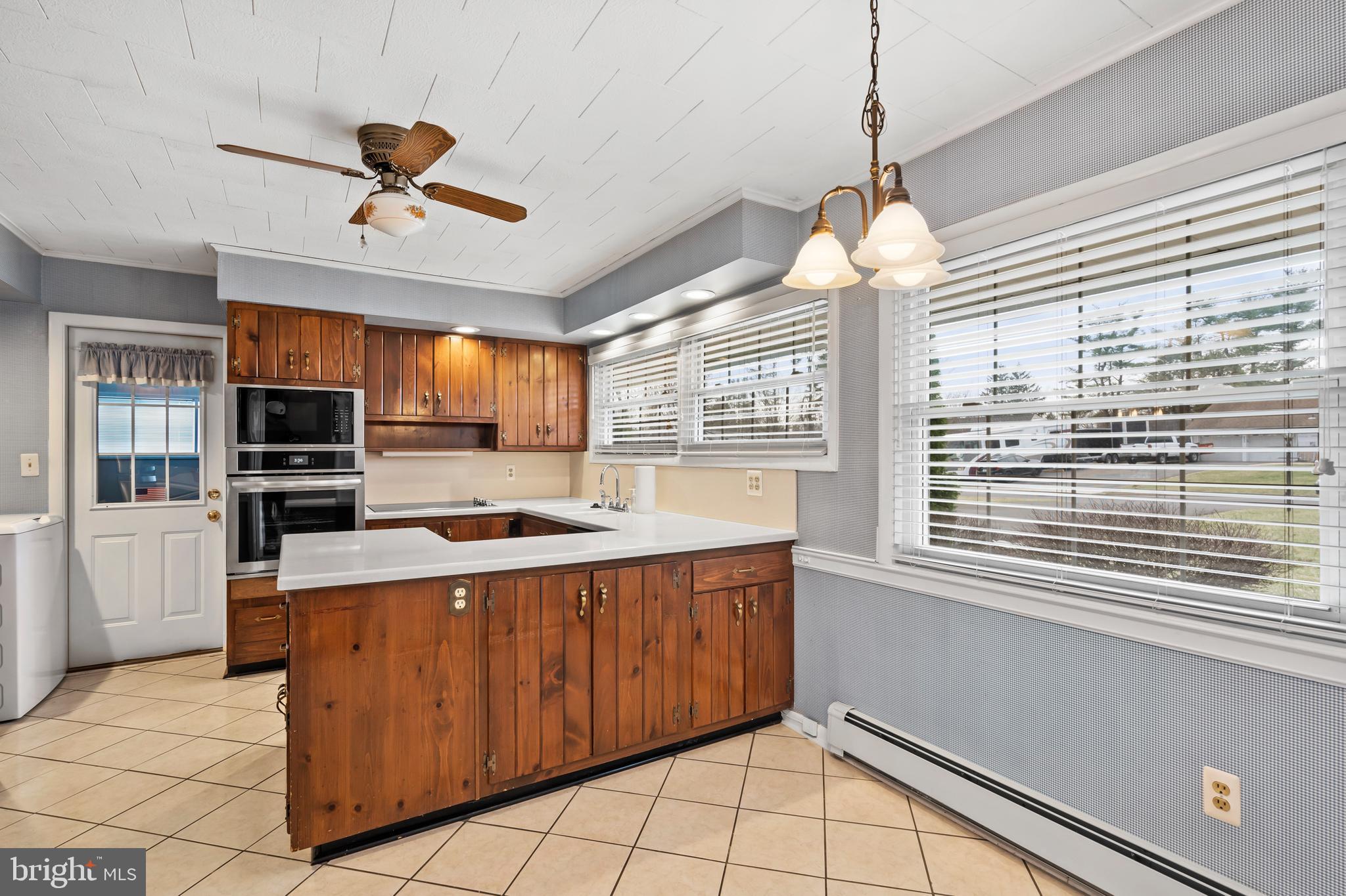 FORSYTHIA GATE - Residential