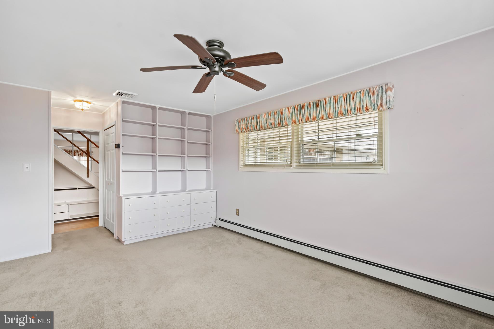 FORSYTHIA GATE - Residential