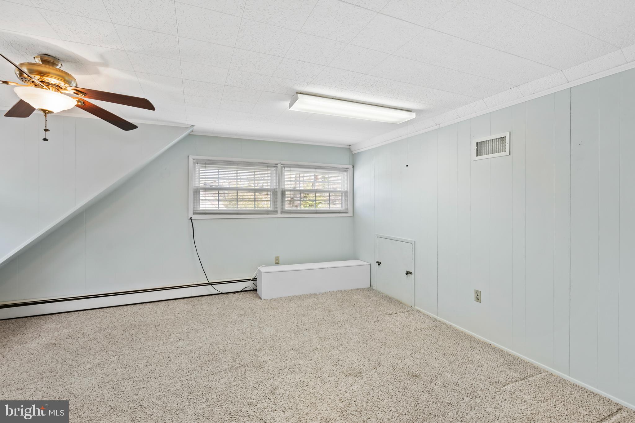 FORSYTHIA GATE - Residential