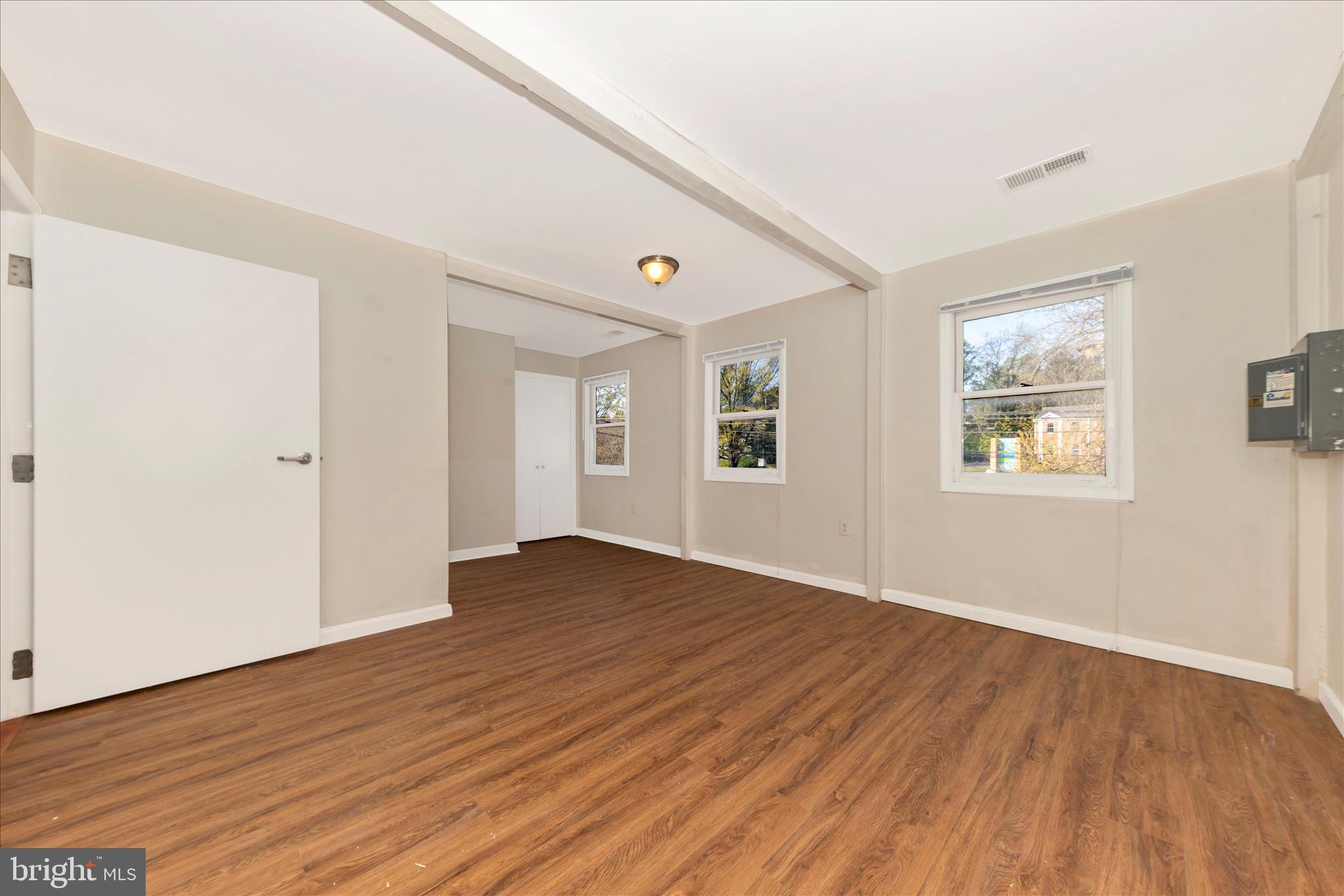 ALTA VISTA - Residential