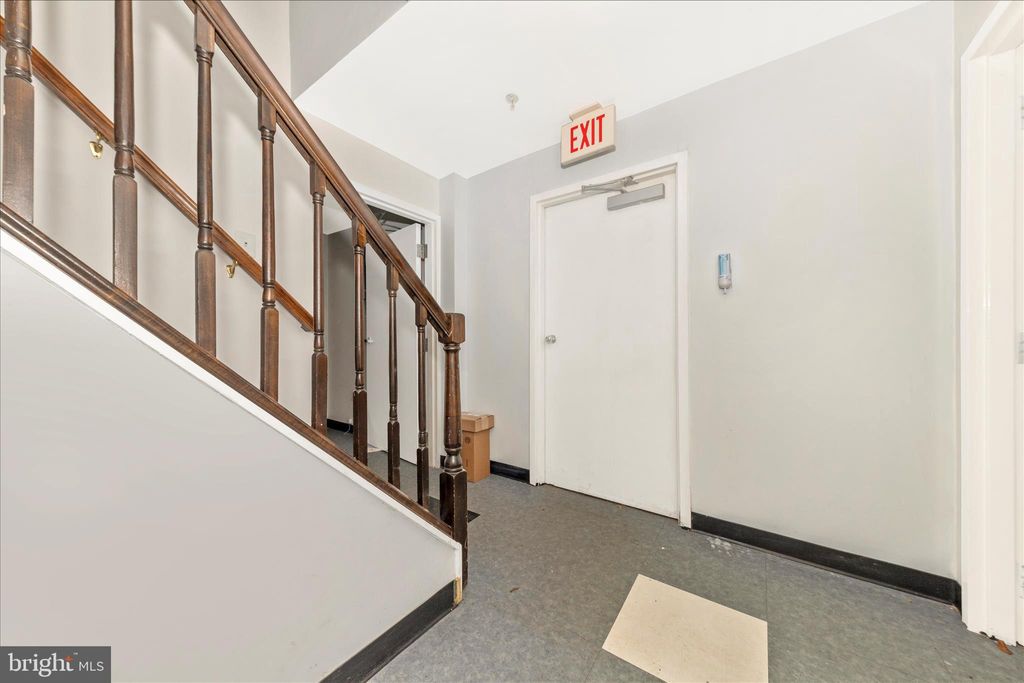 Photo of 9309 Old Georgetown Road, BETHESDA, MD 20814 (MLS # MDMC2218268)