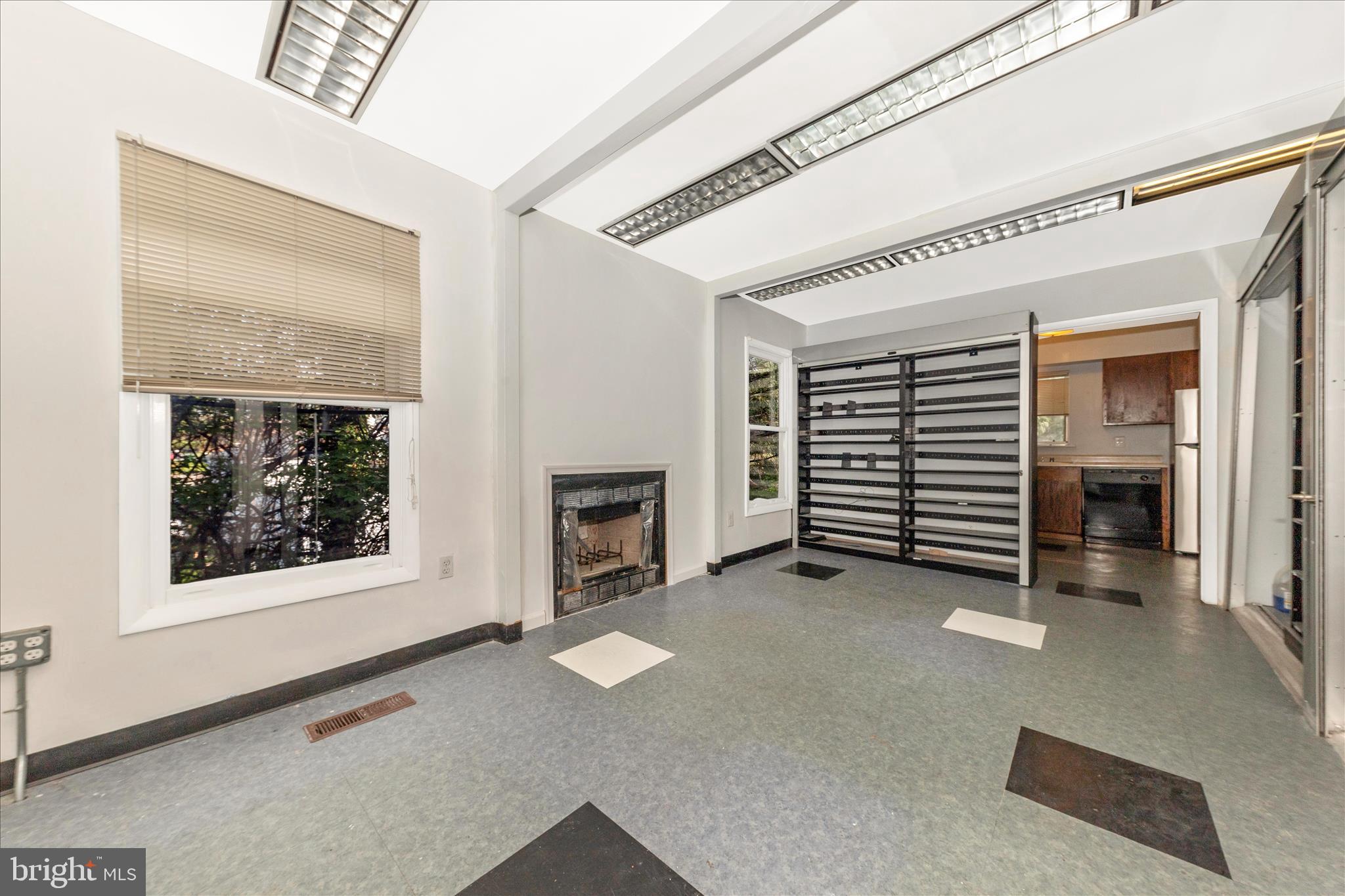 ALTA VISTA - Residential