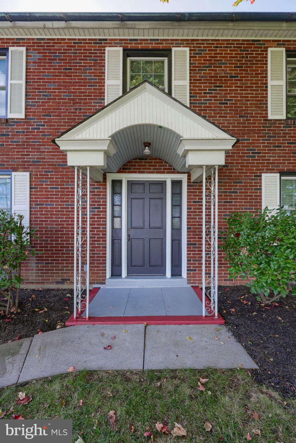 1720 W MAIN STREET