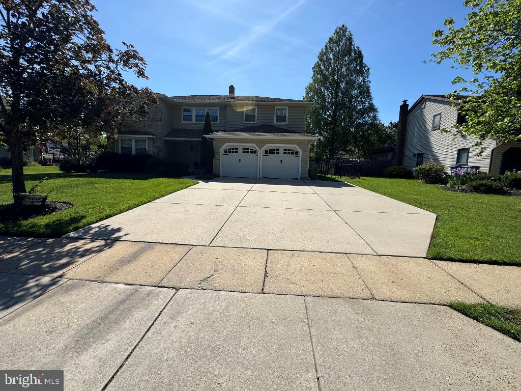 1041 BOBWHITE DRIVE