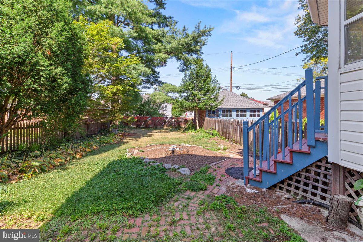 NORTH END - Residential