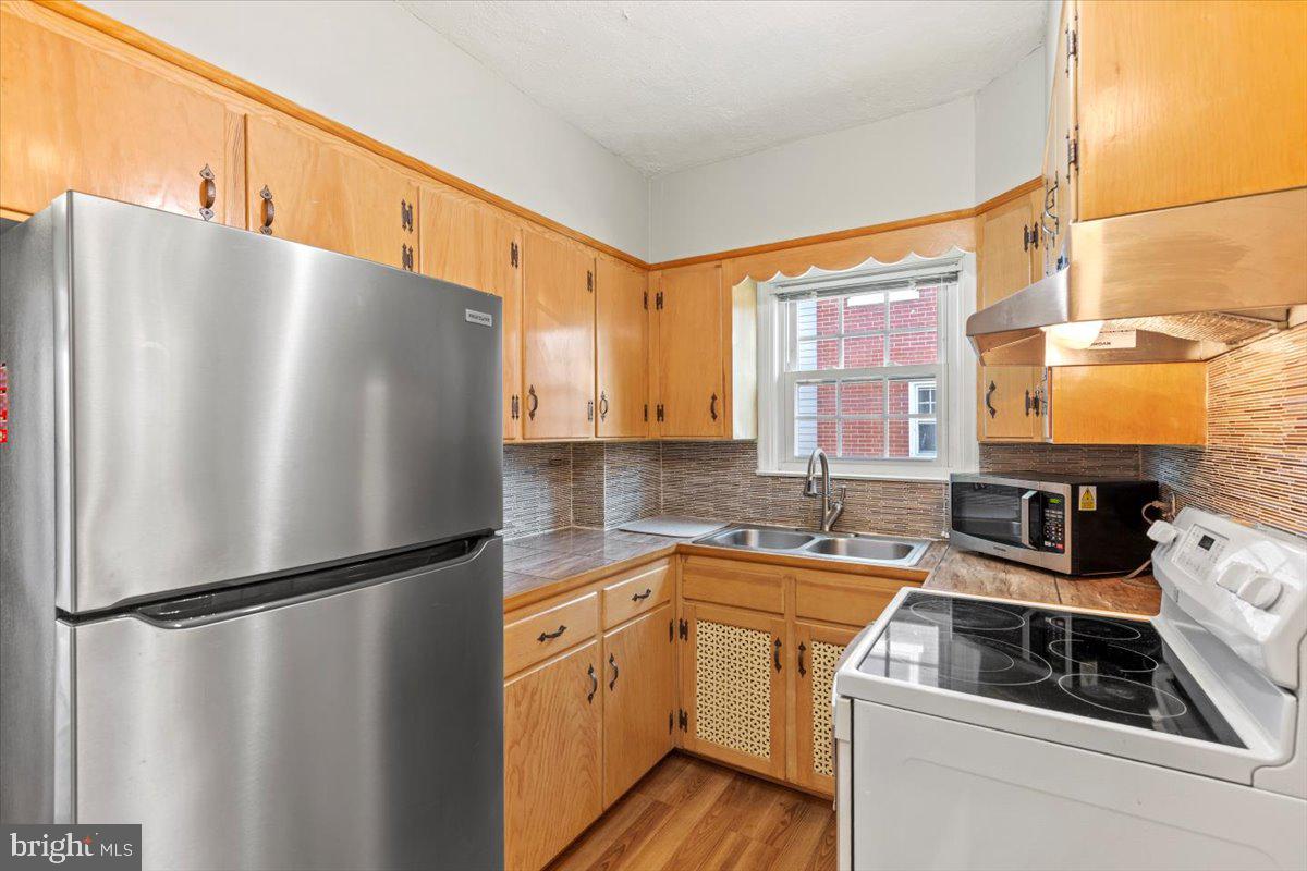 NORTH END - Residential