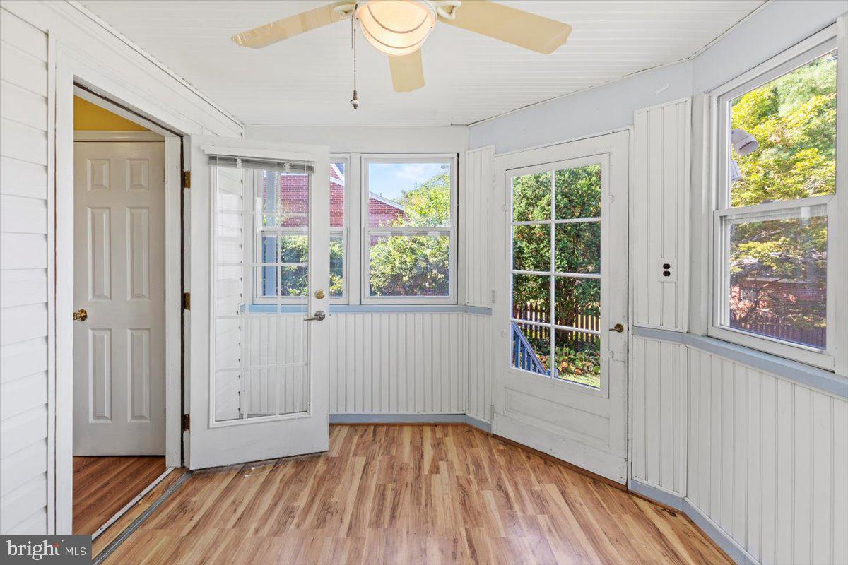 NORTH END - Residential