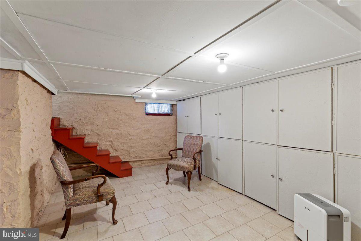 NORTH END - Residential