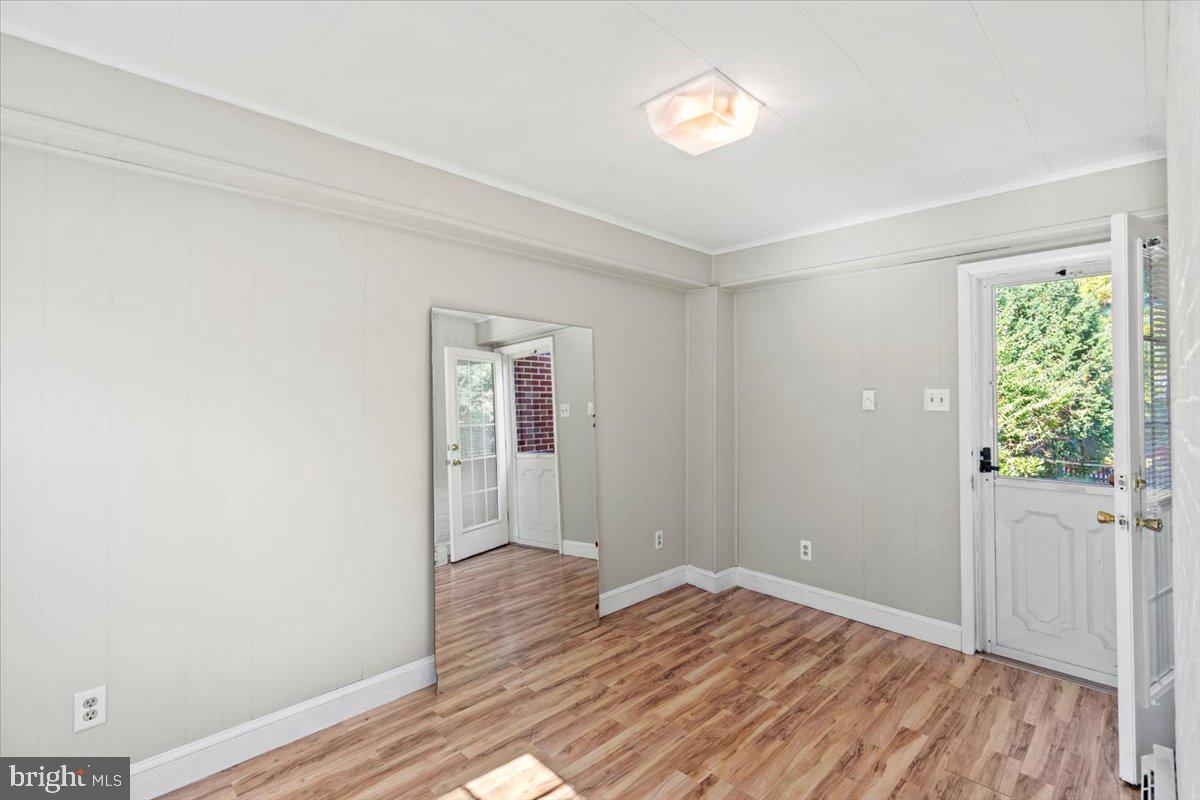 NORTH END - Residential