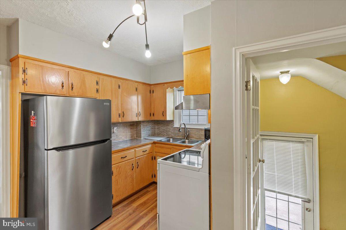 NORTH END - Residential