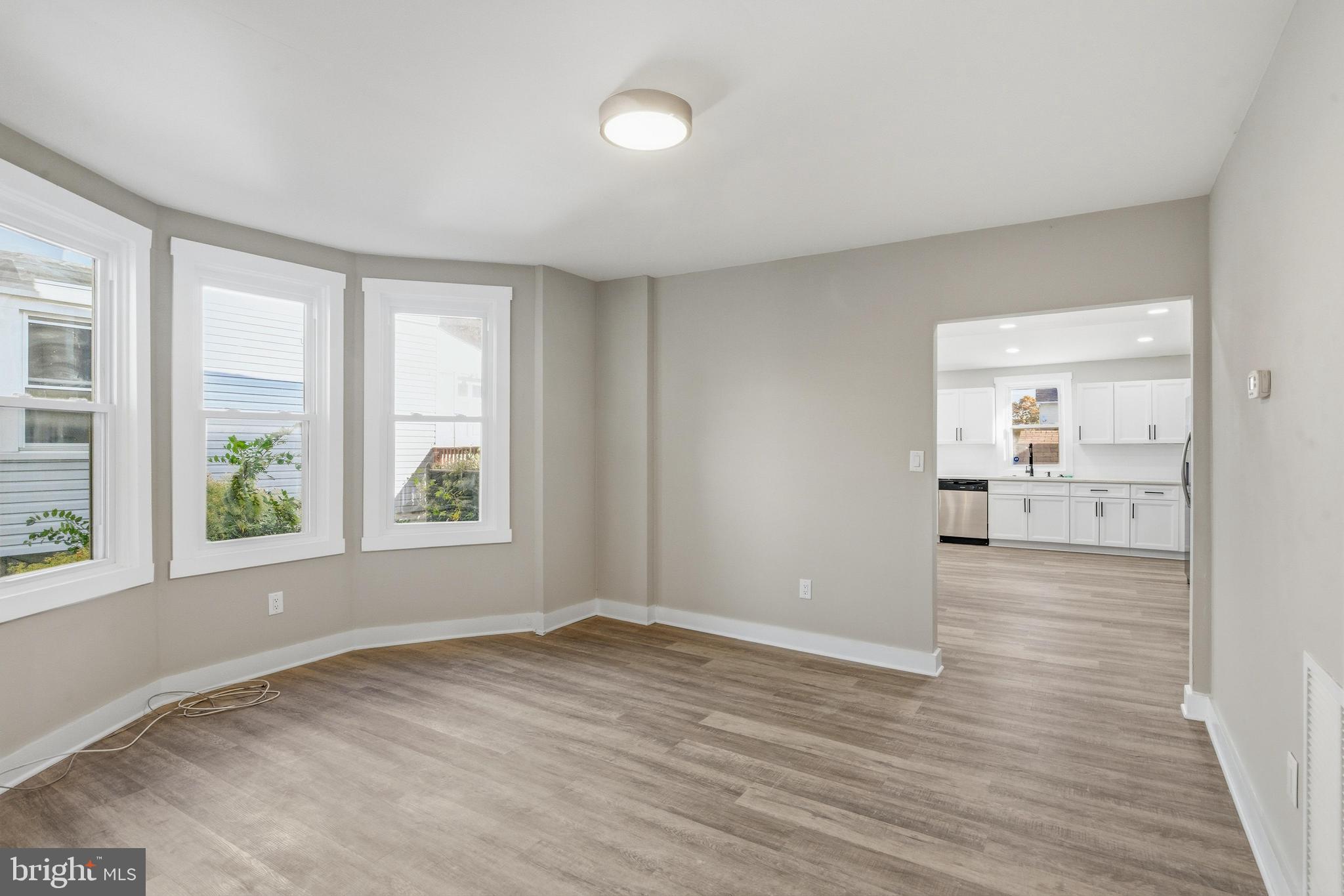 LYNNWOOD - Residential