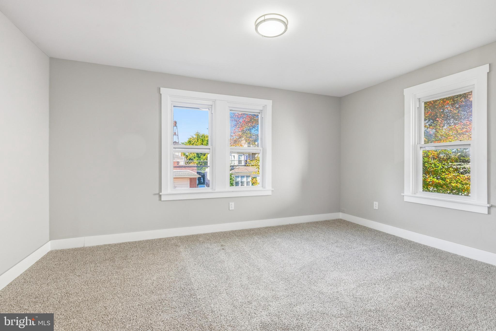 LYNNWOOD - Residential