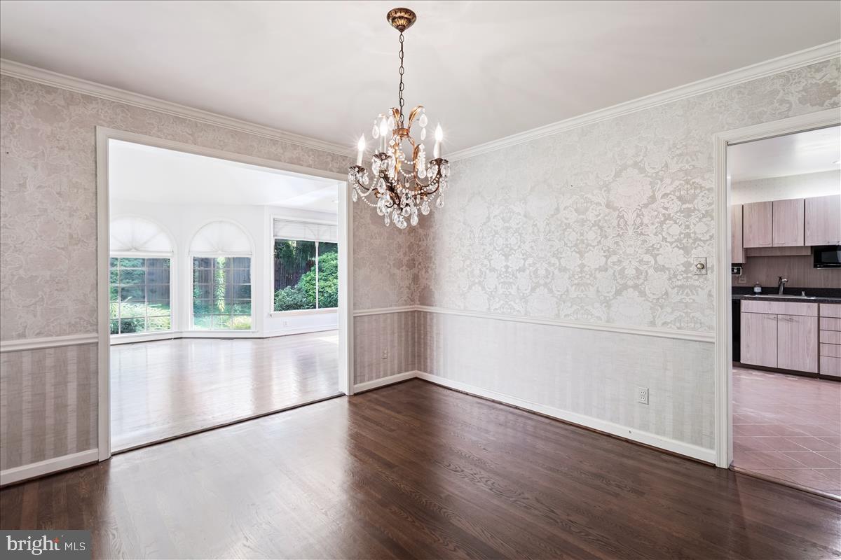 KENWOOD PARK - Residential