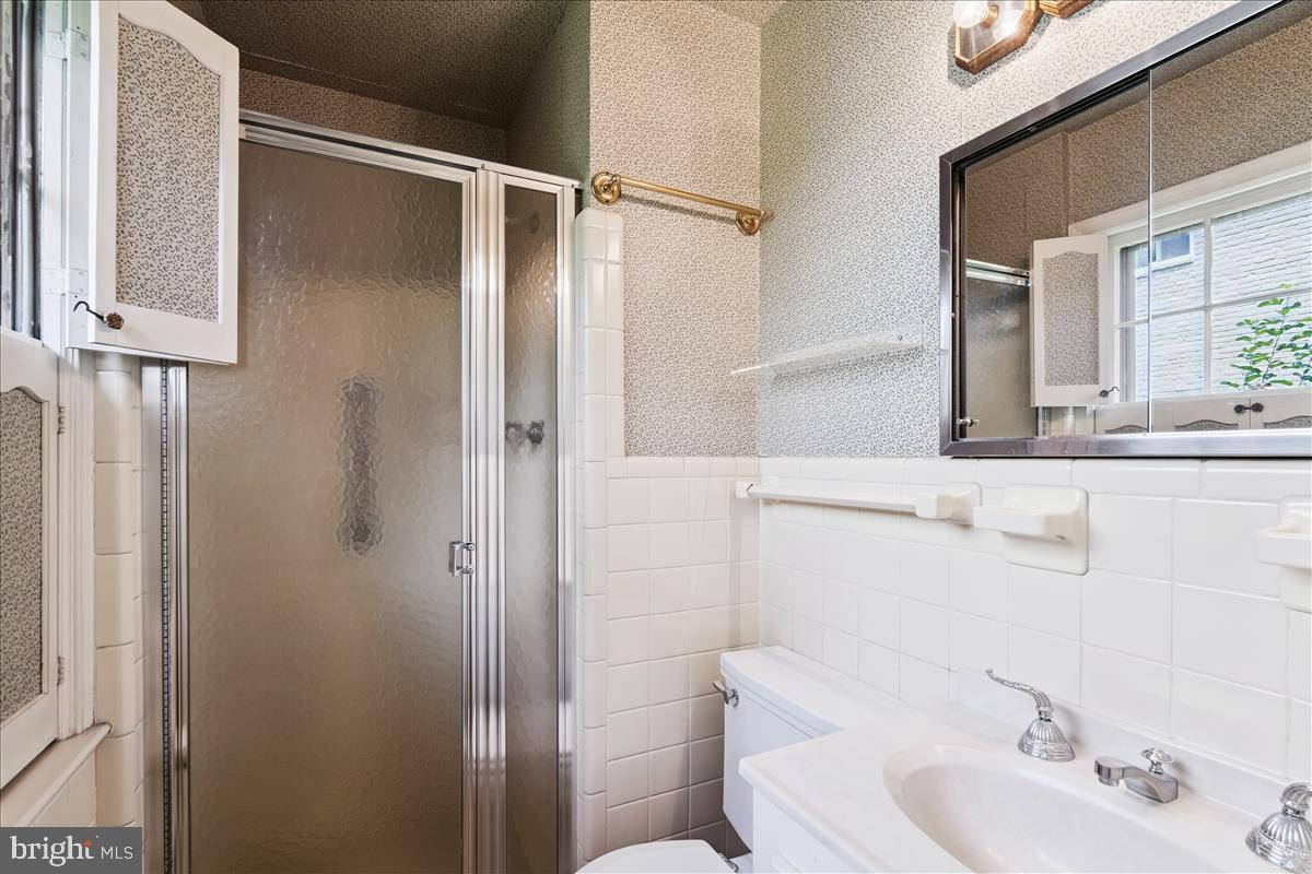 KENWOOD PARK - Residential