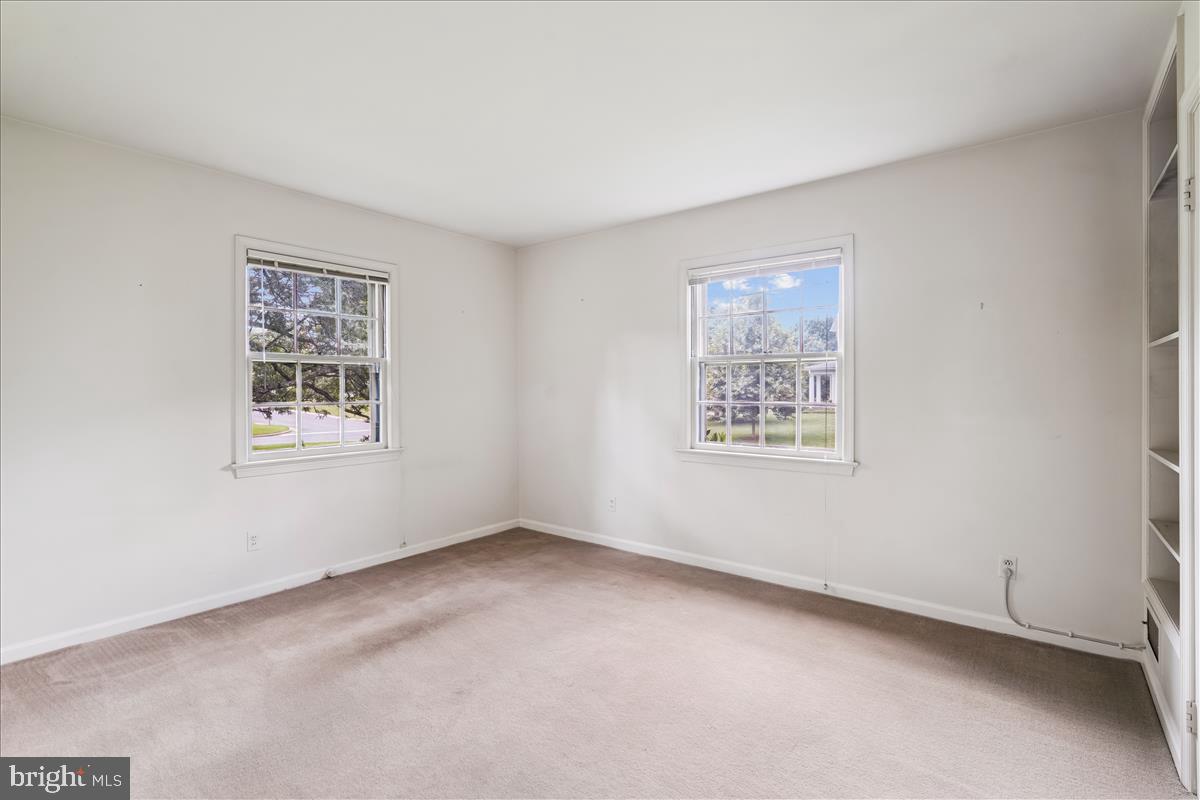 KENWOOD PARK - Residential