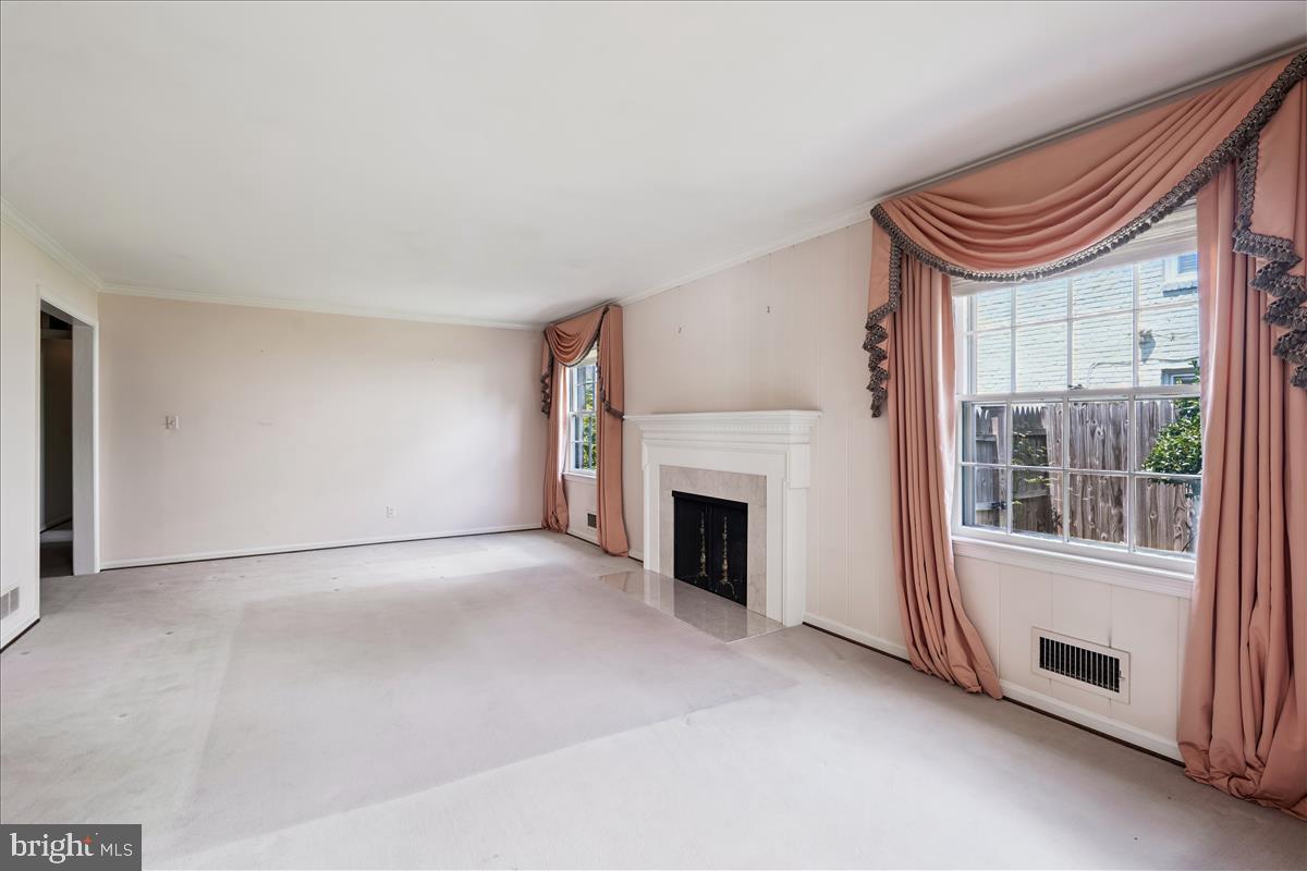 KENWOOD PARK - Residential