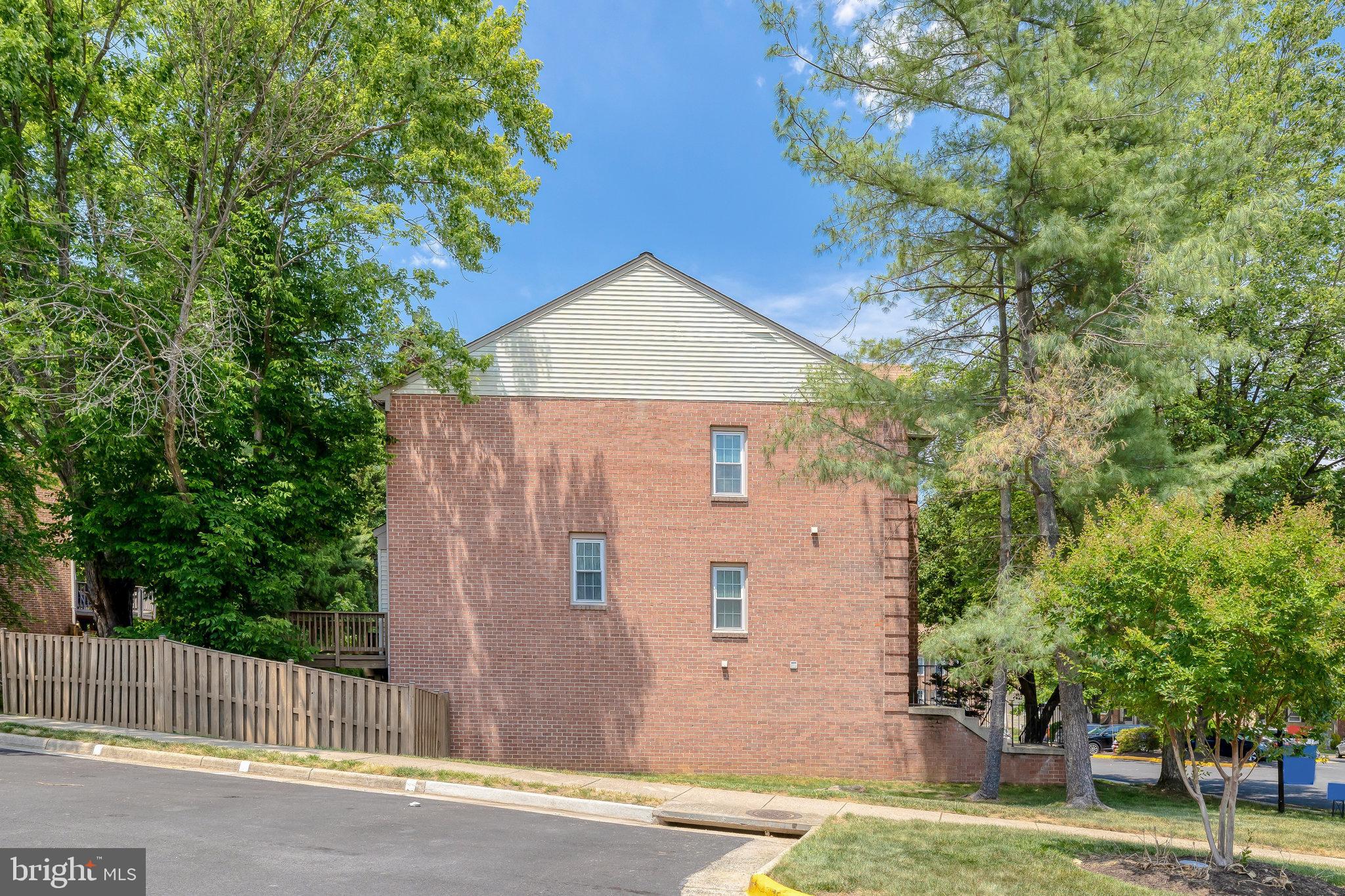 HUNTER VILLAGE - Residential