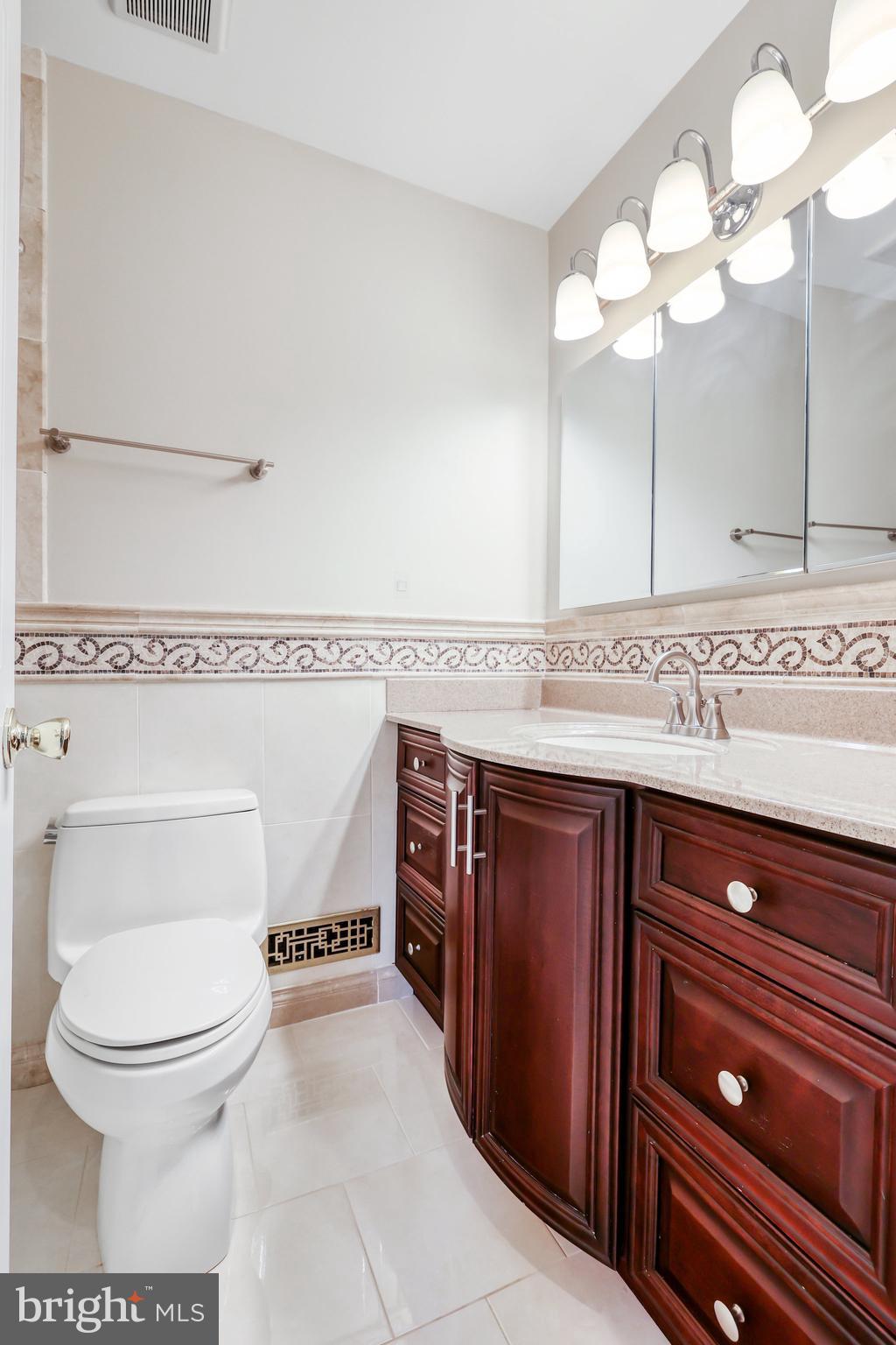 HUNTER VILLAGE - Residential