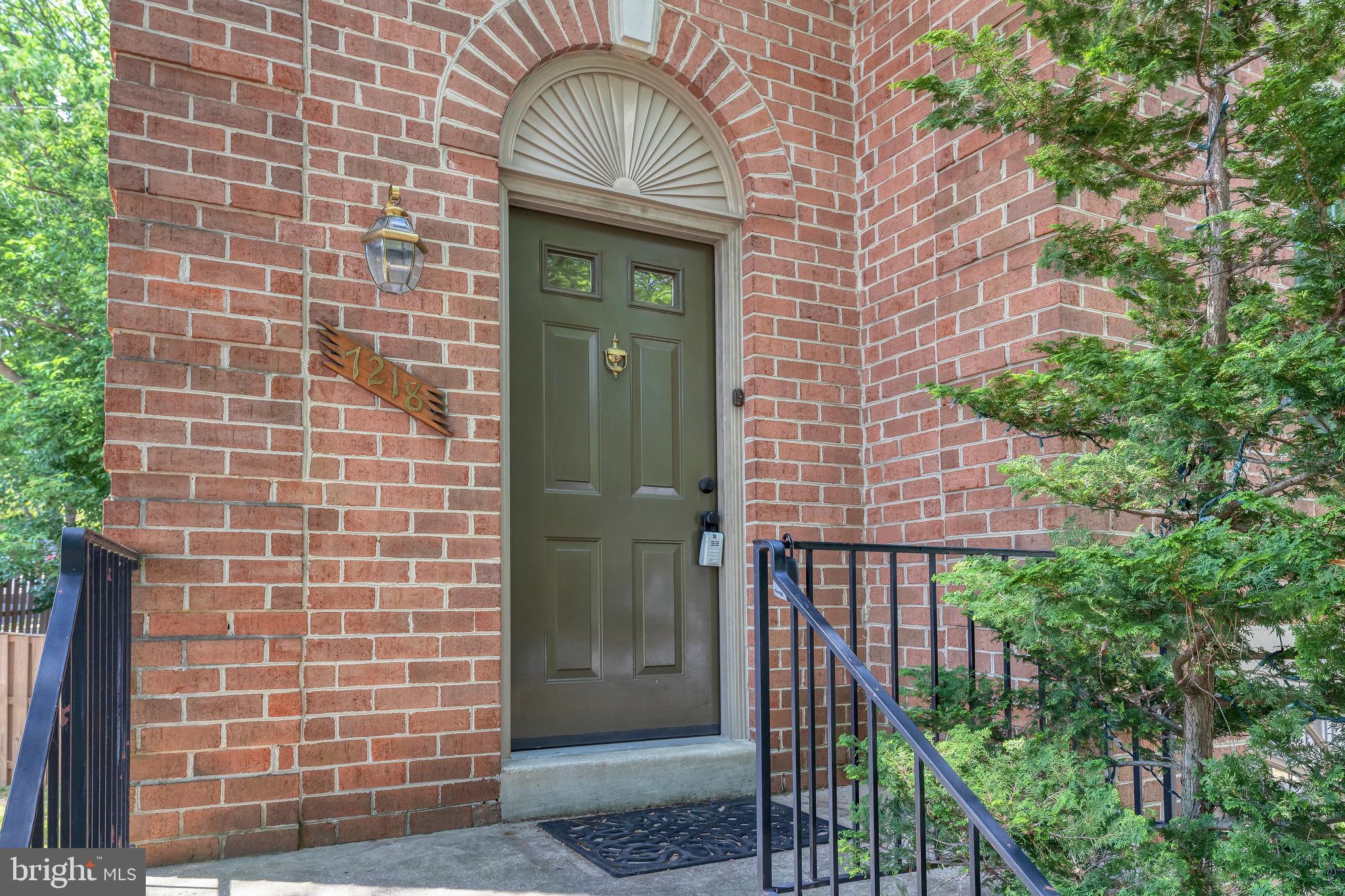 HUNTER VILLAGE - Residential