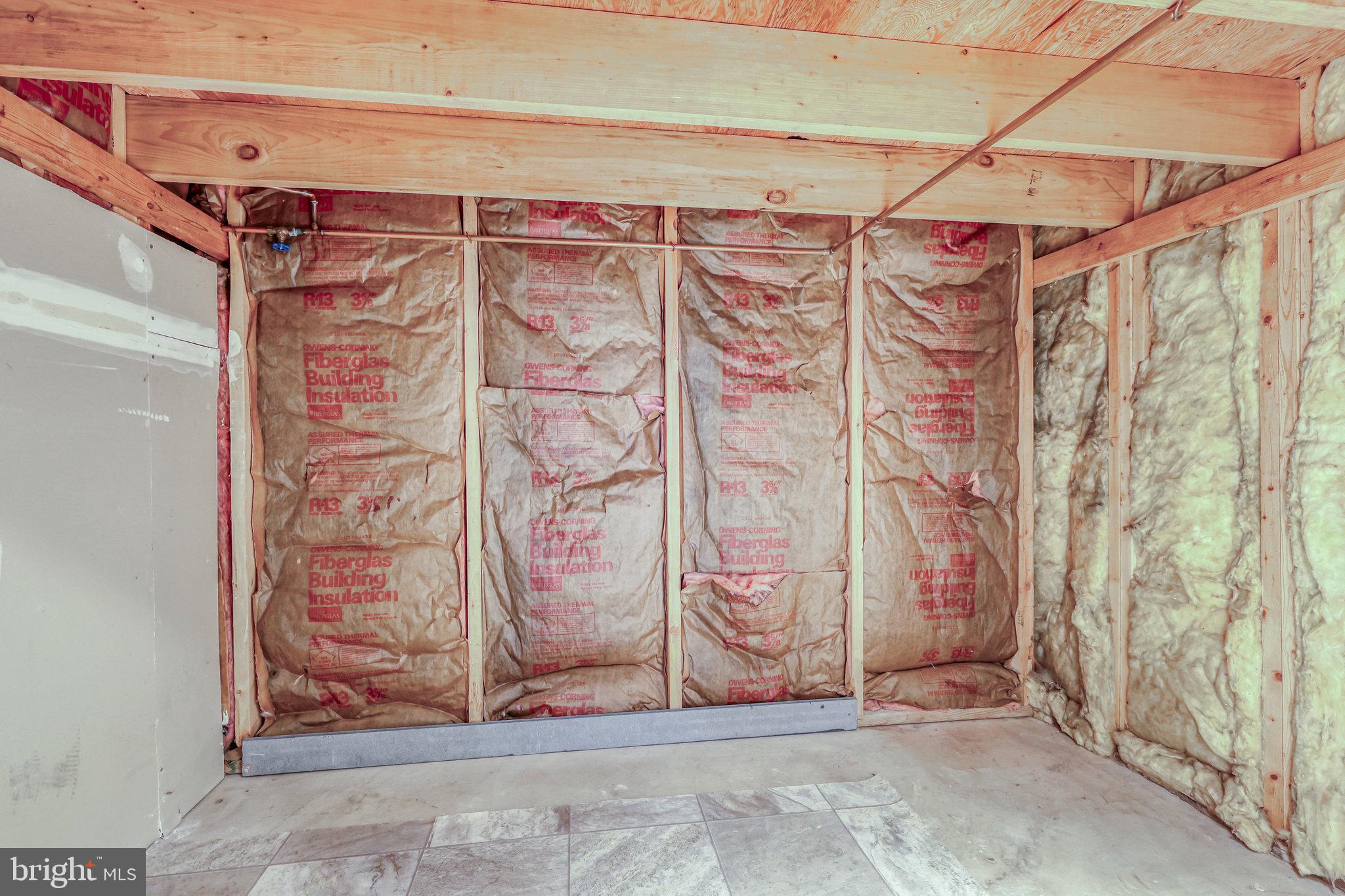 HUNTER VILLAGE - Residential