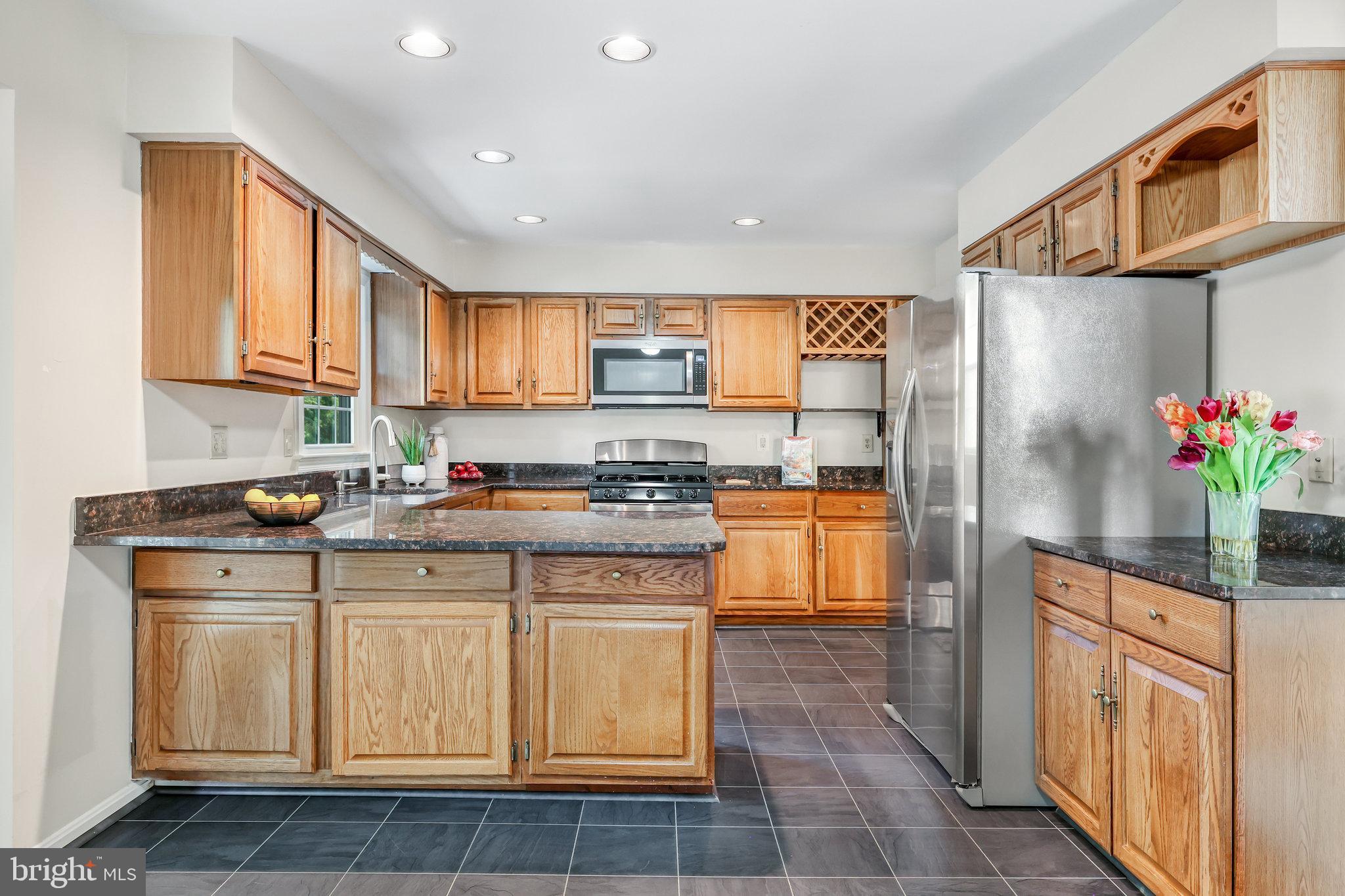 HUNTER VILLAGE - Residential