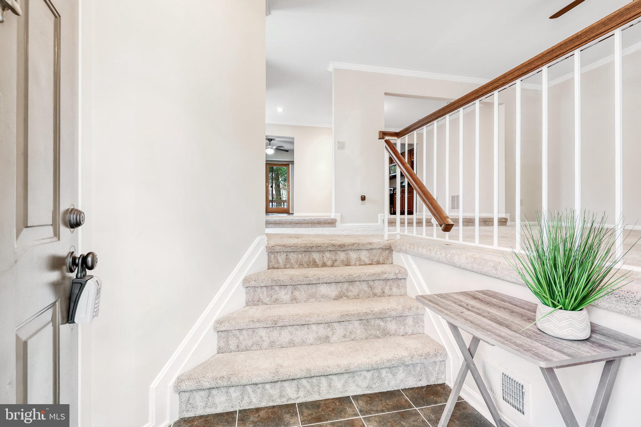 HUNTER VILLAGE - Residential