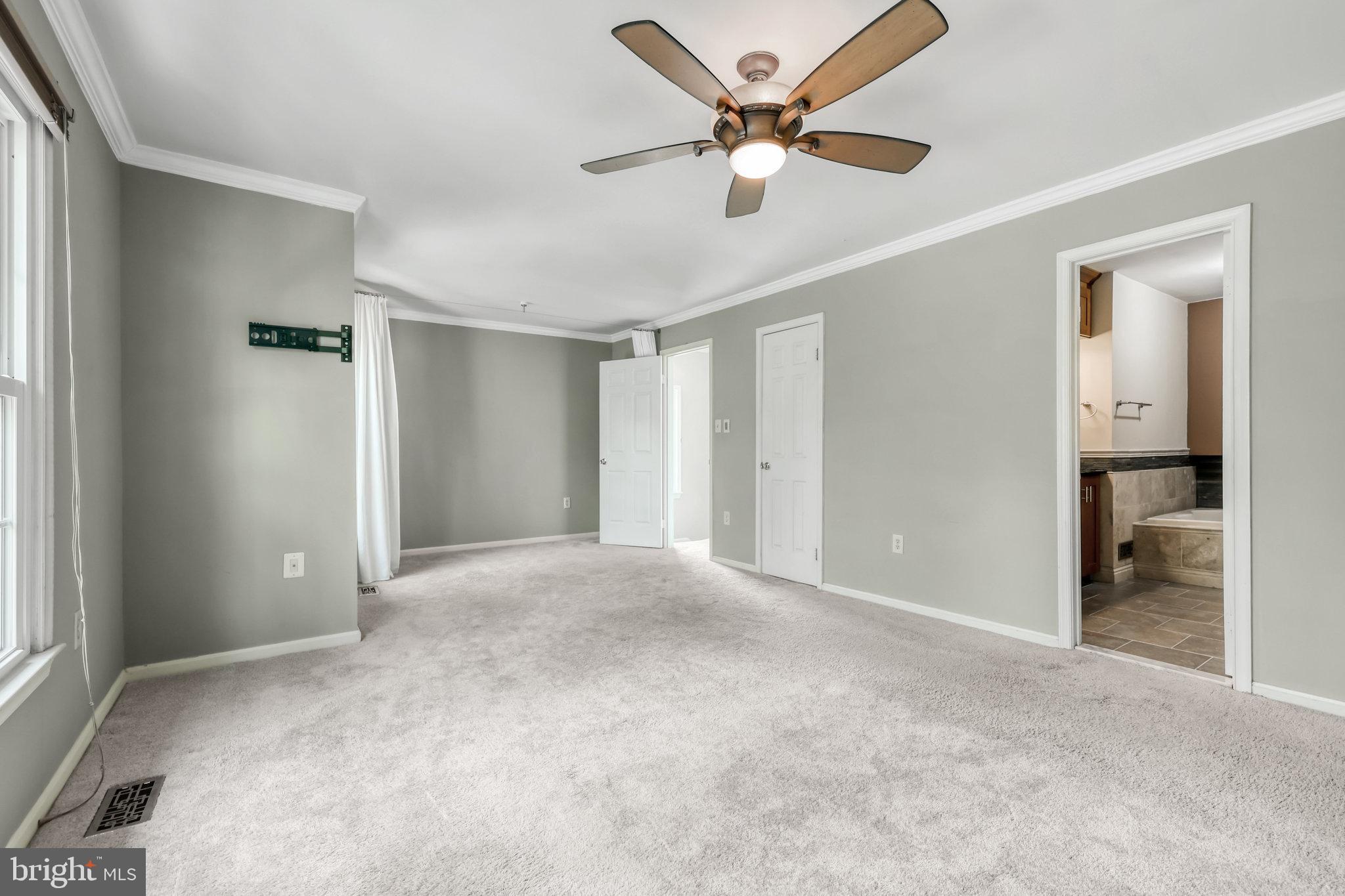 HUNTER VILLAGE - Residential