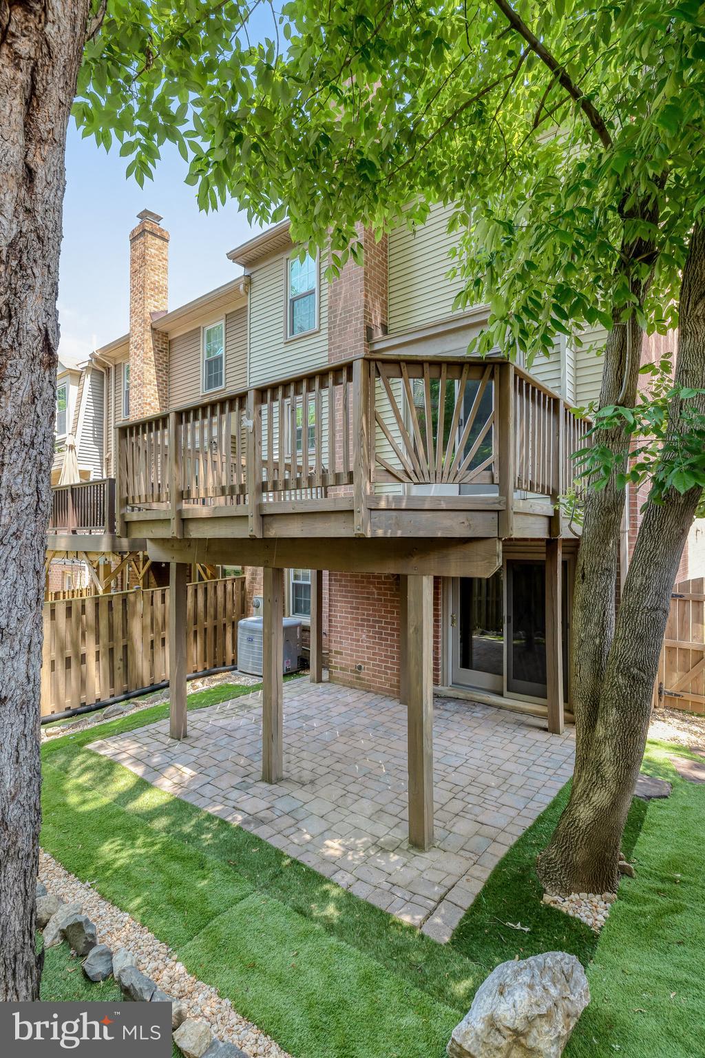 HUNTER VILLAGE - Residential