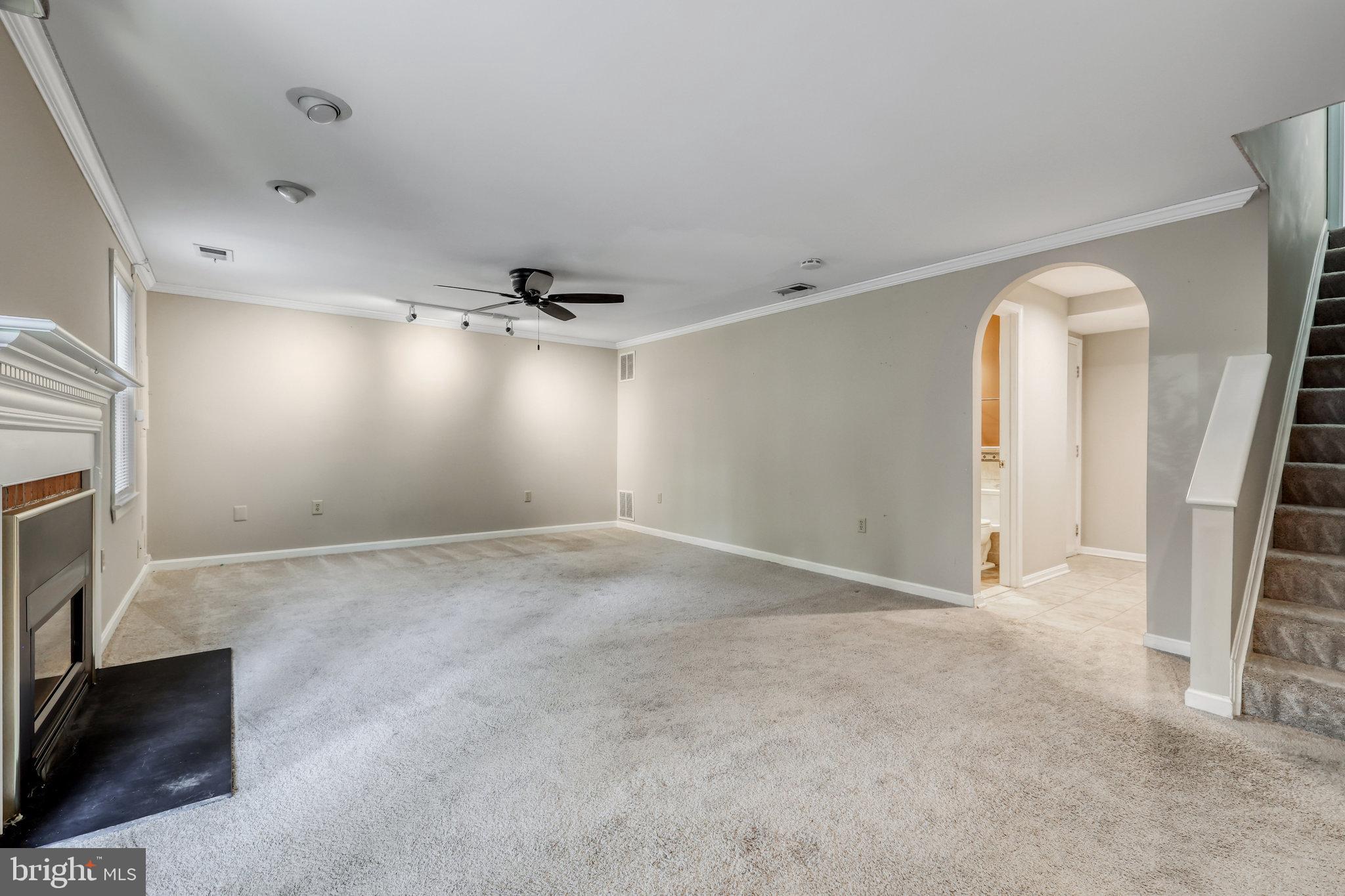 HUNTER VILLAGE - Residential