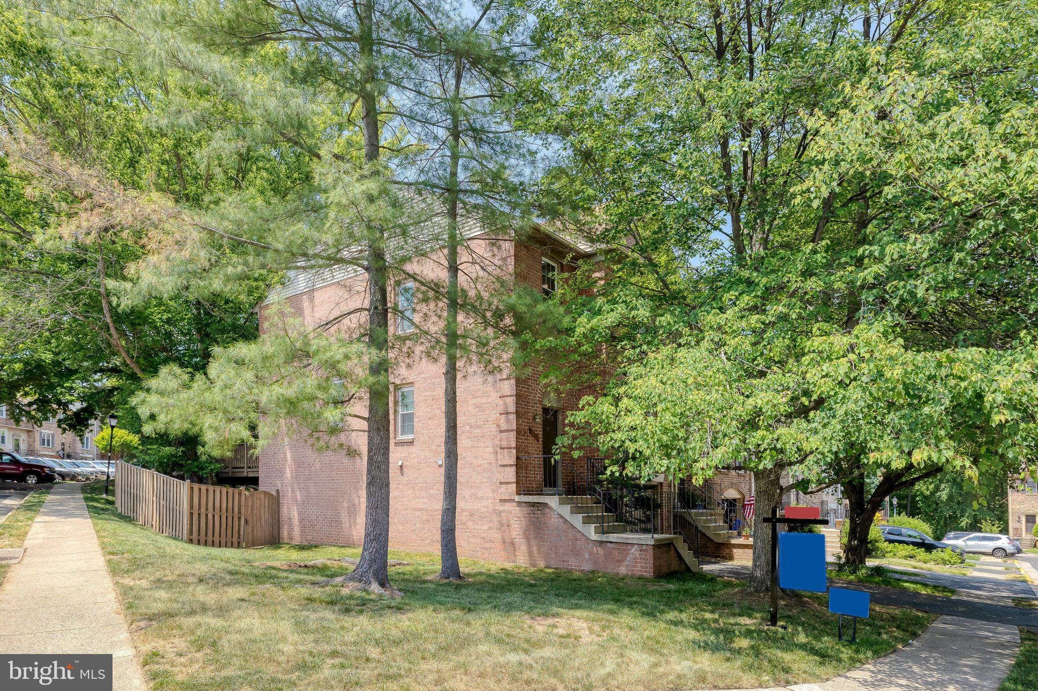 HUNTER VILLAGE - Residential