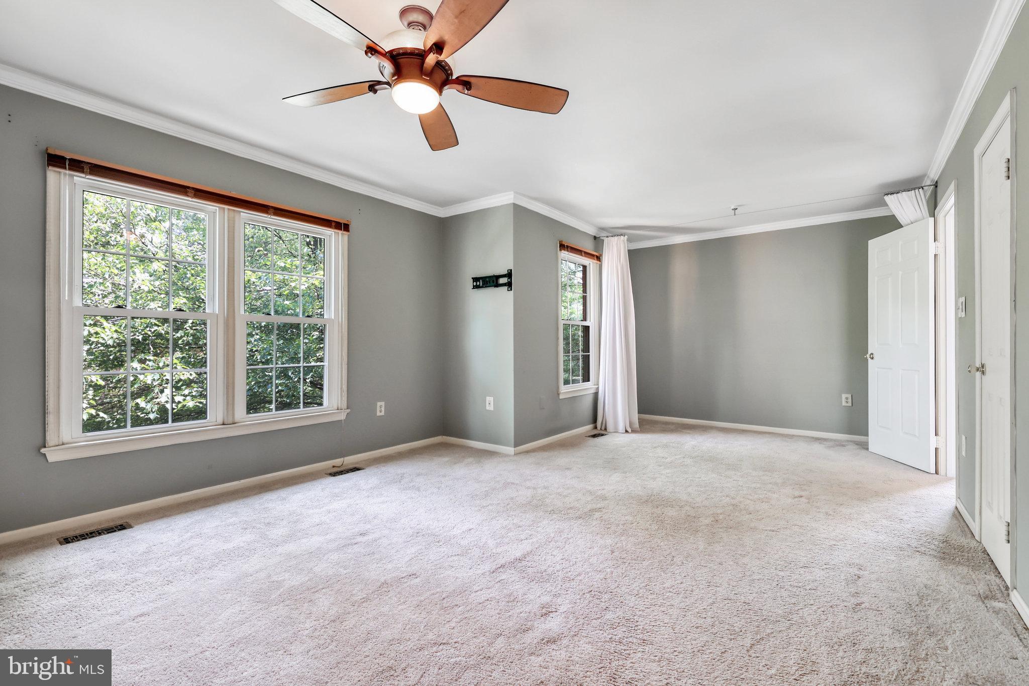 HUNTER VILLAGE - Residential