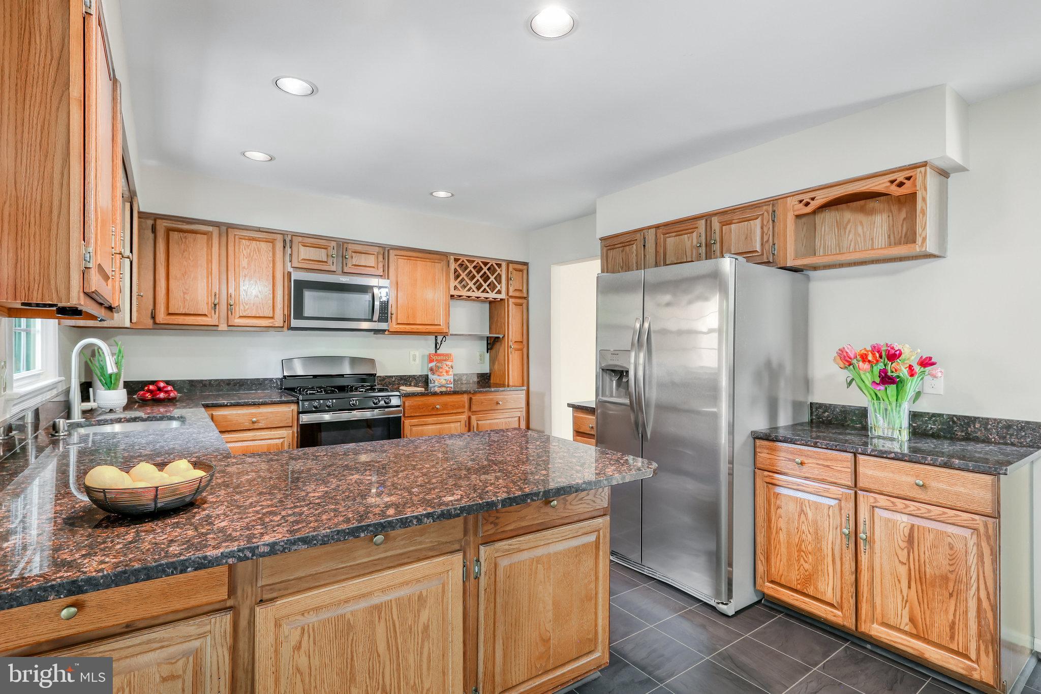 HUNTER VILLAGE - Residential